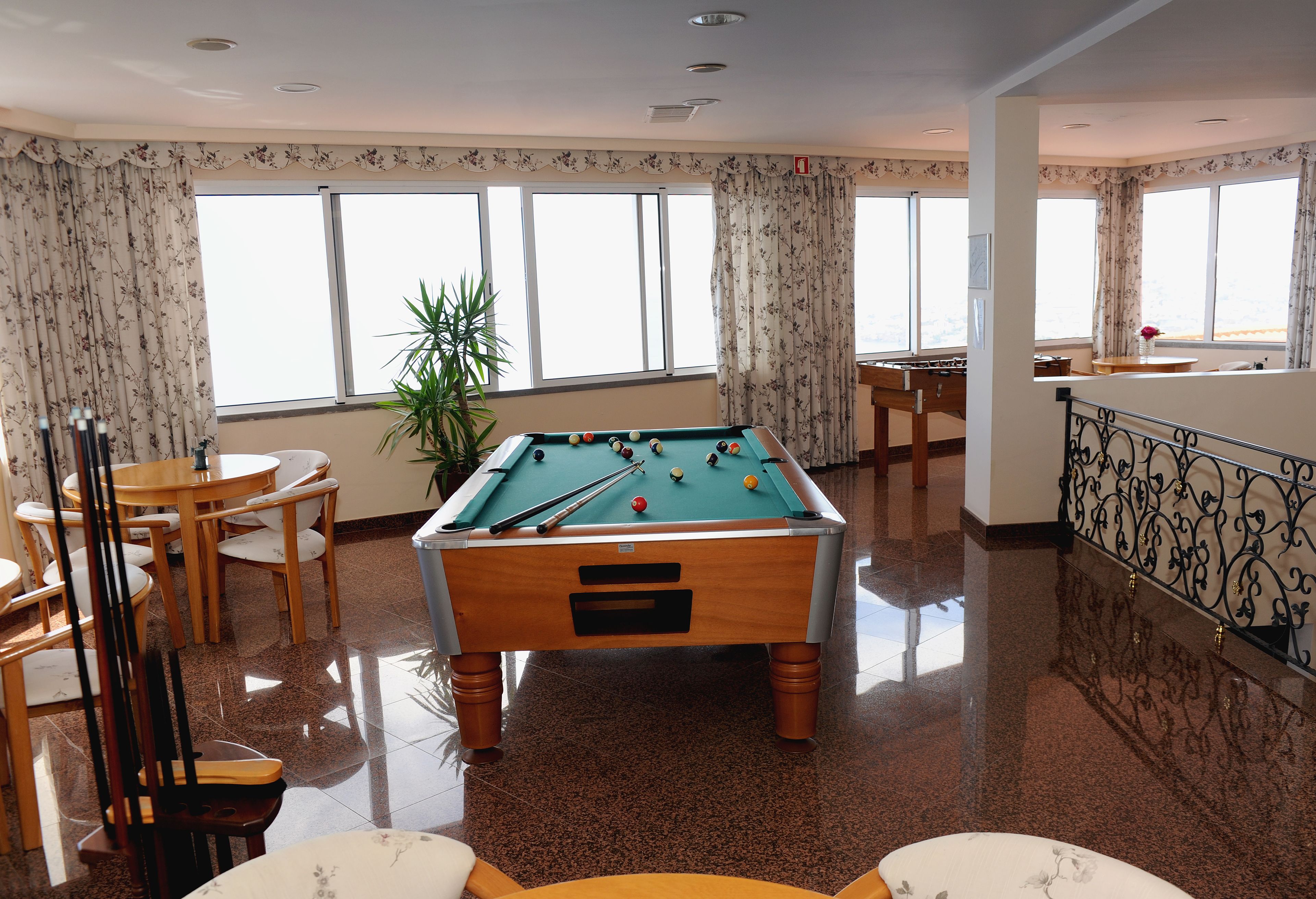 Hotel Ocean Gardens