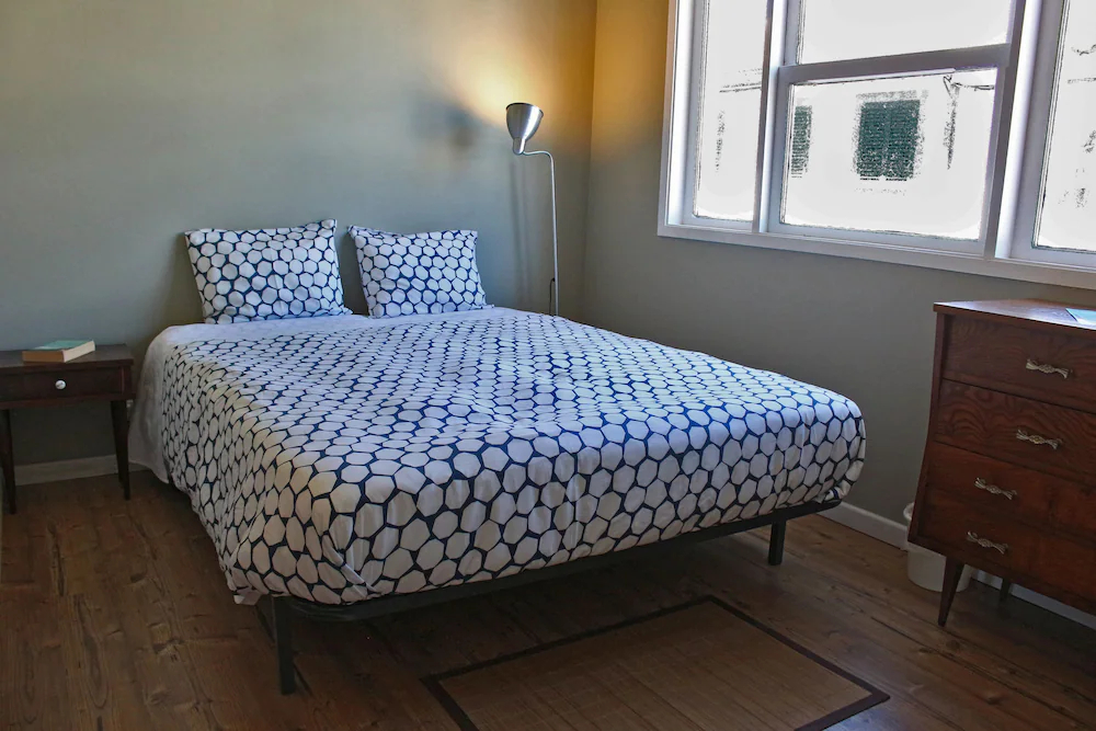 Porto Pim Guest House