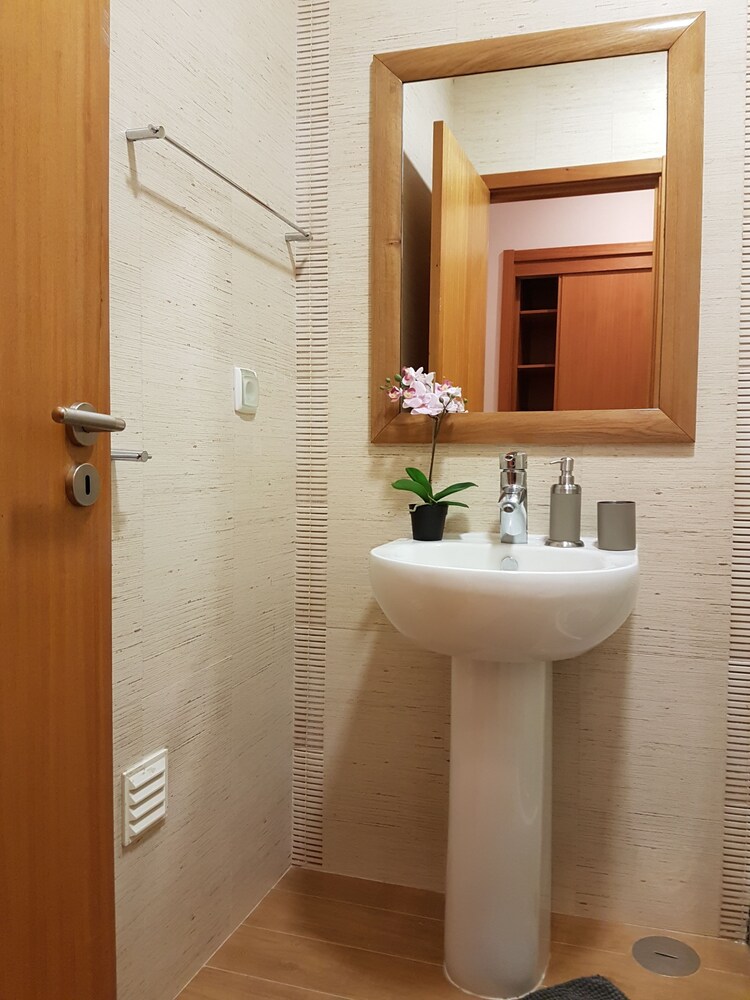 Paim Apartments