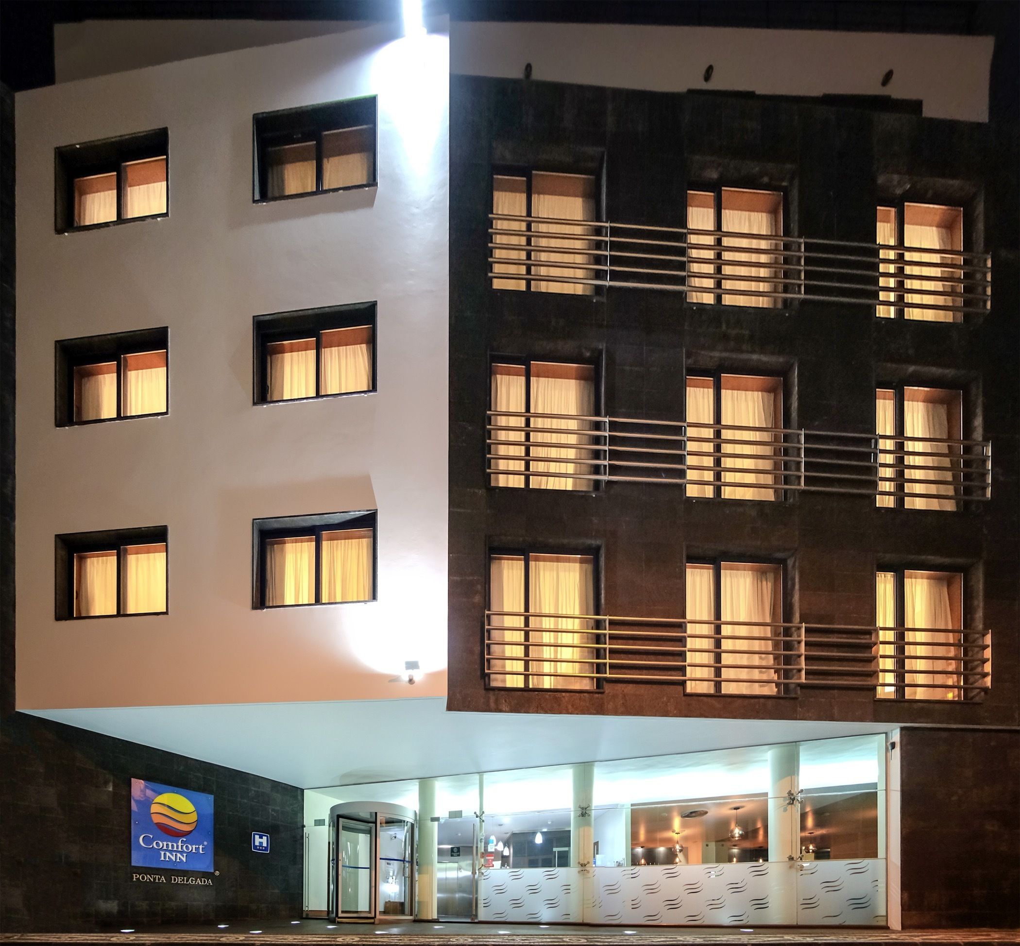 The Azoriani Boutique, Ascend Hotel Collection