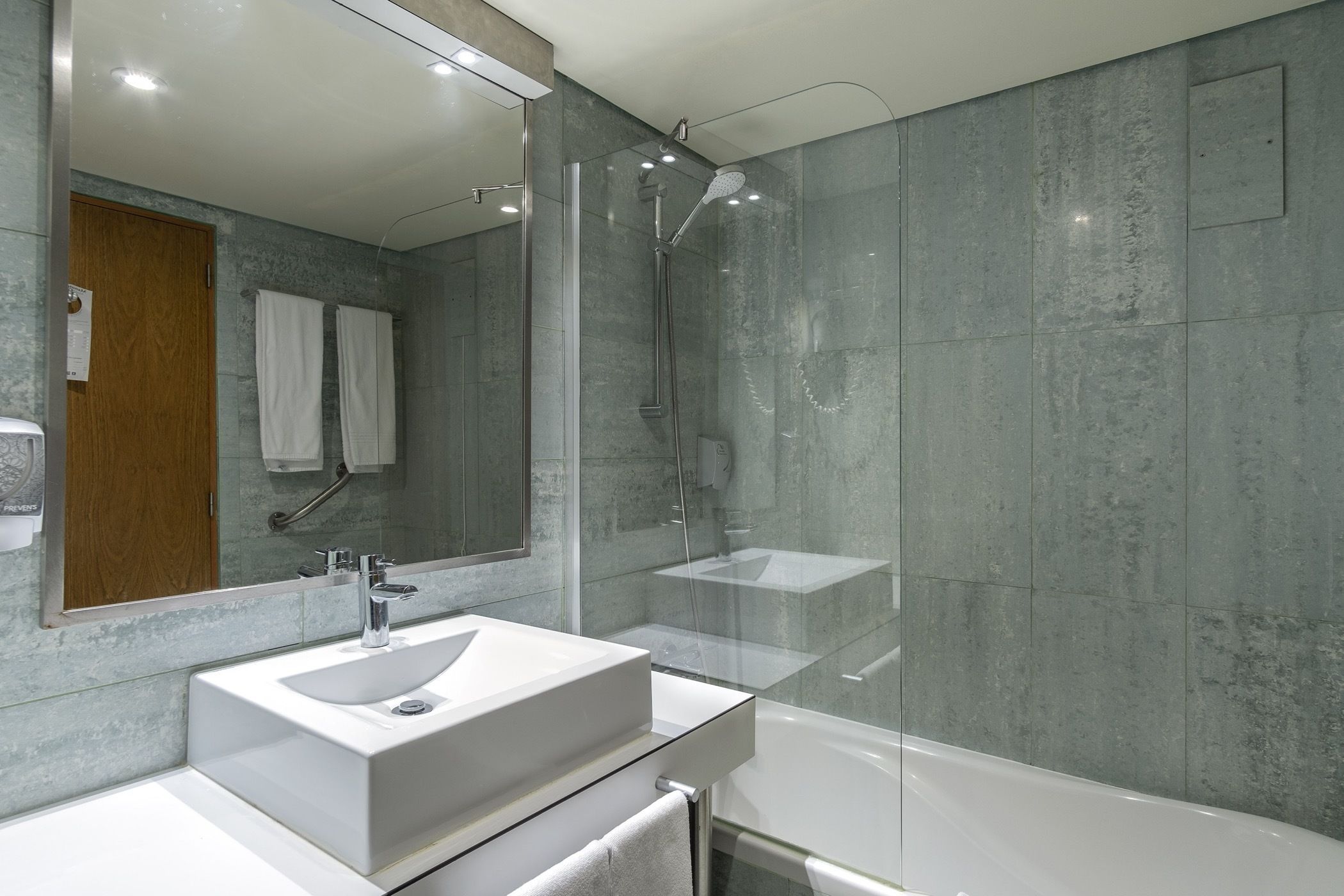 The Azoriani Boutique, Ascend Hotel Collection