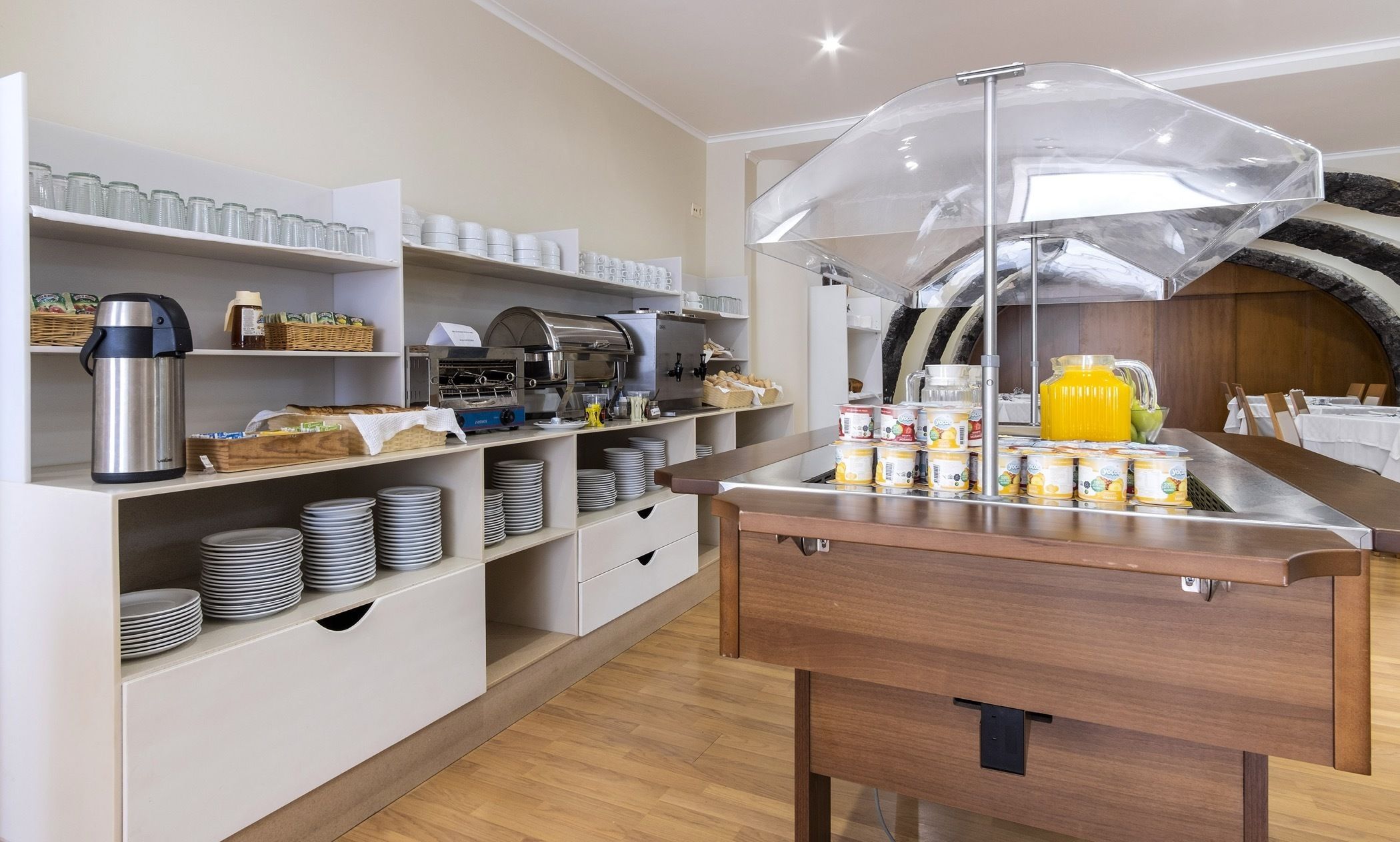 The Azoriani Boutique, Ascend Hotel Collection