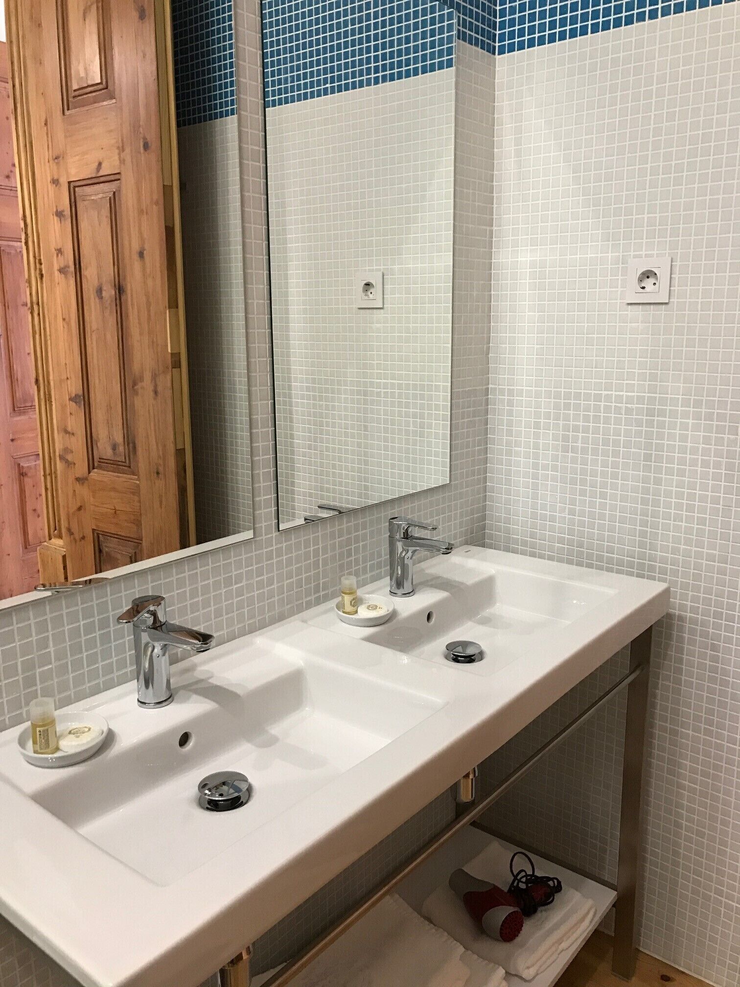 Casa da Praça Square Suites