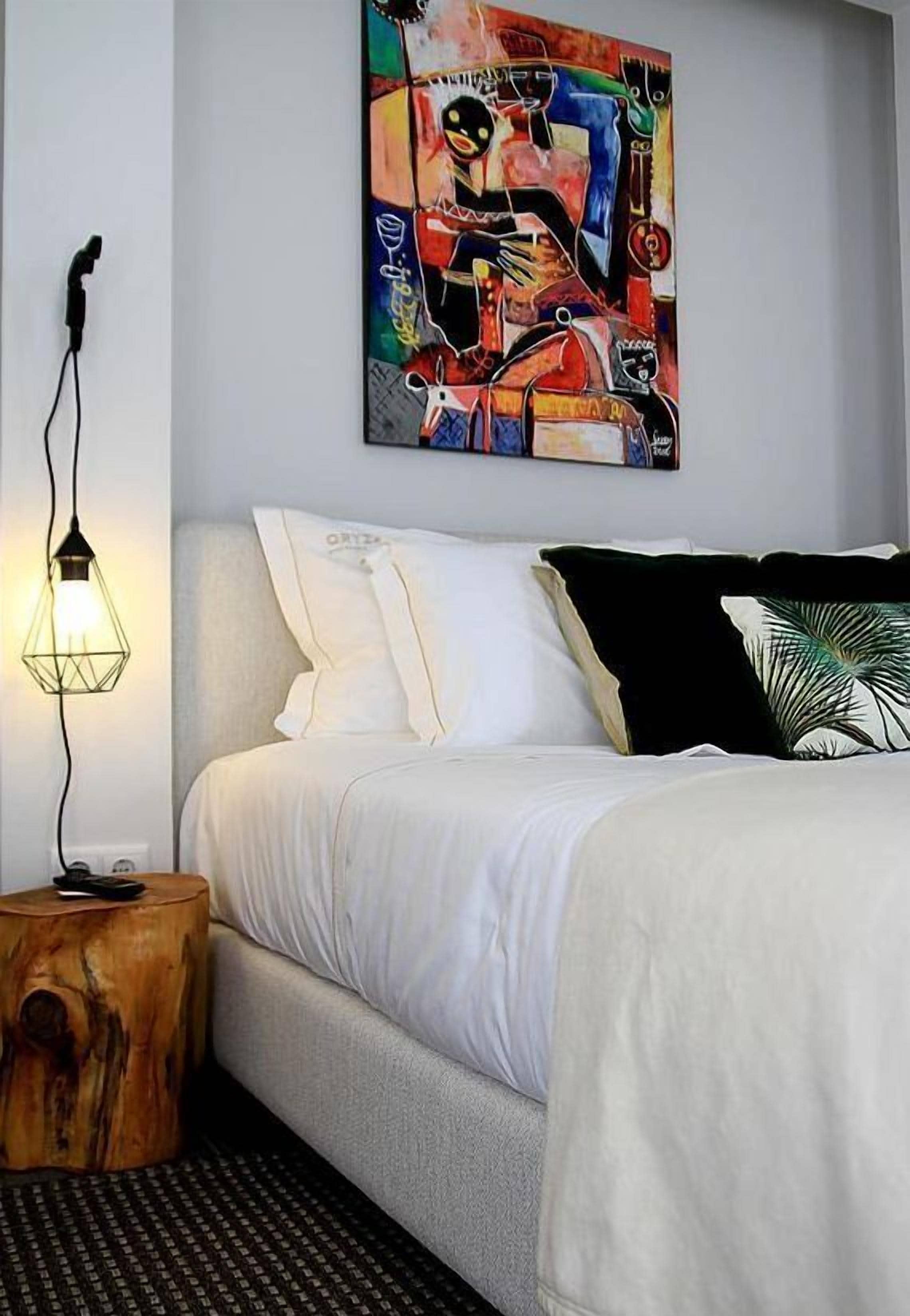 Oryza Guest House & Suites