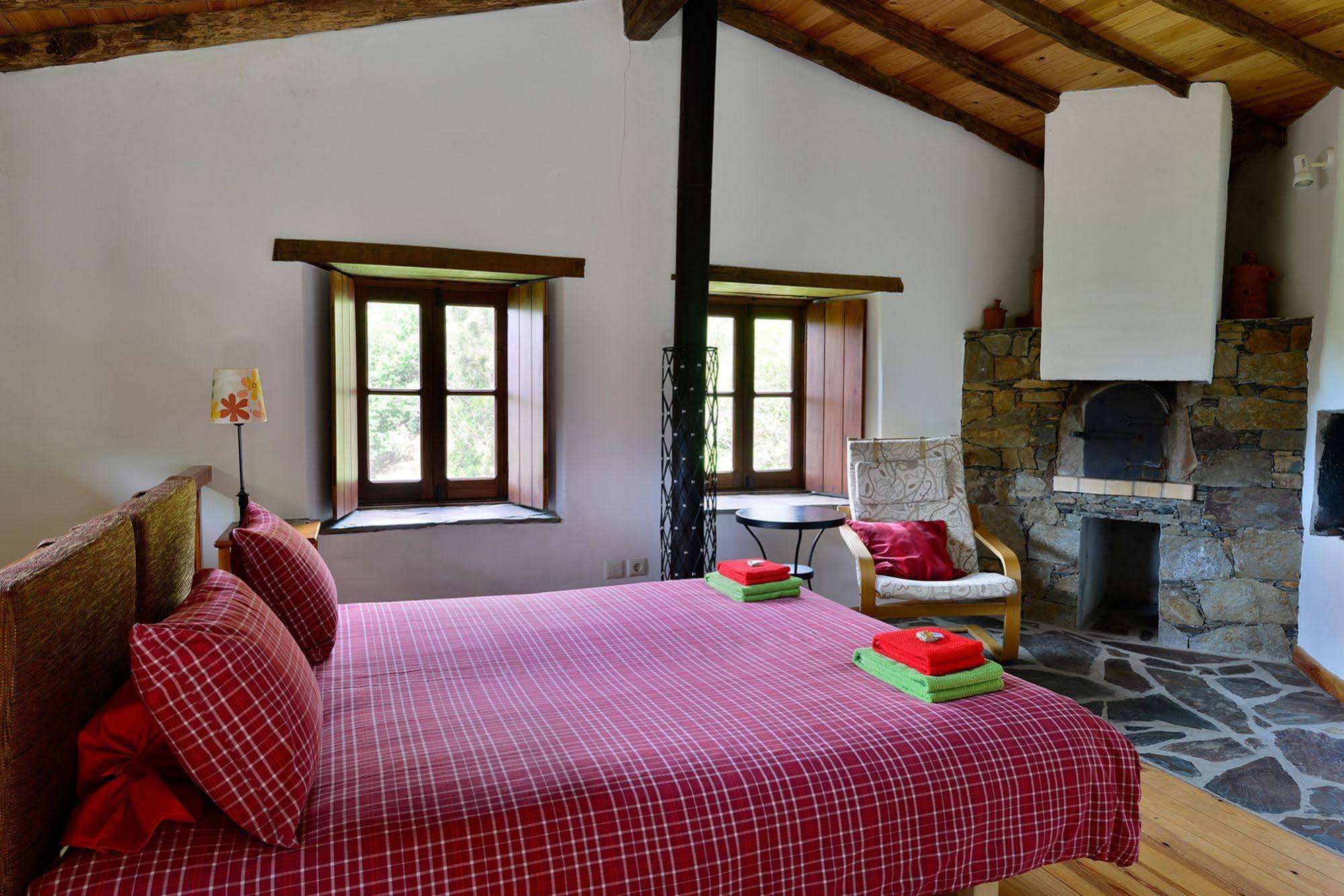 Cerdeira Home For Creativity