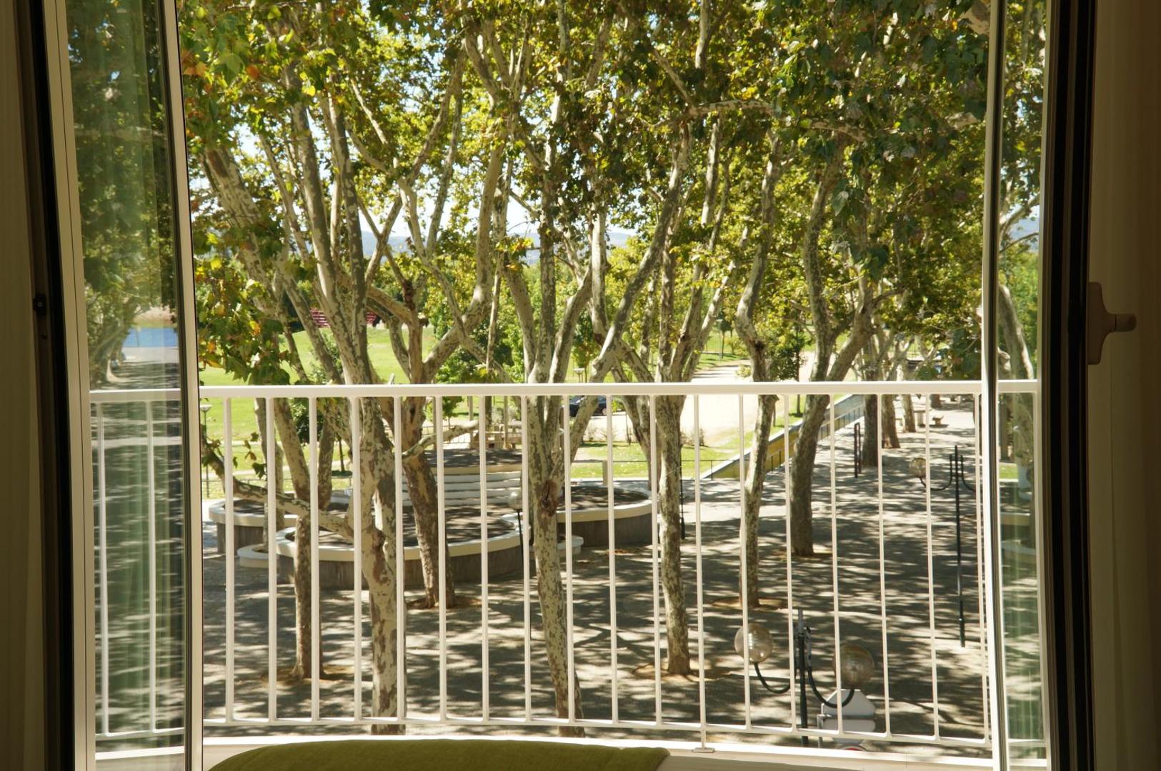 Barquinha River House