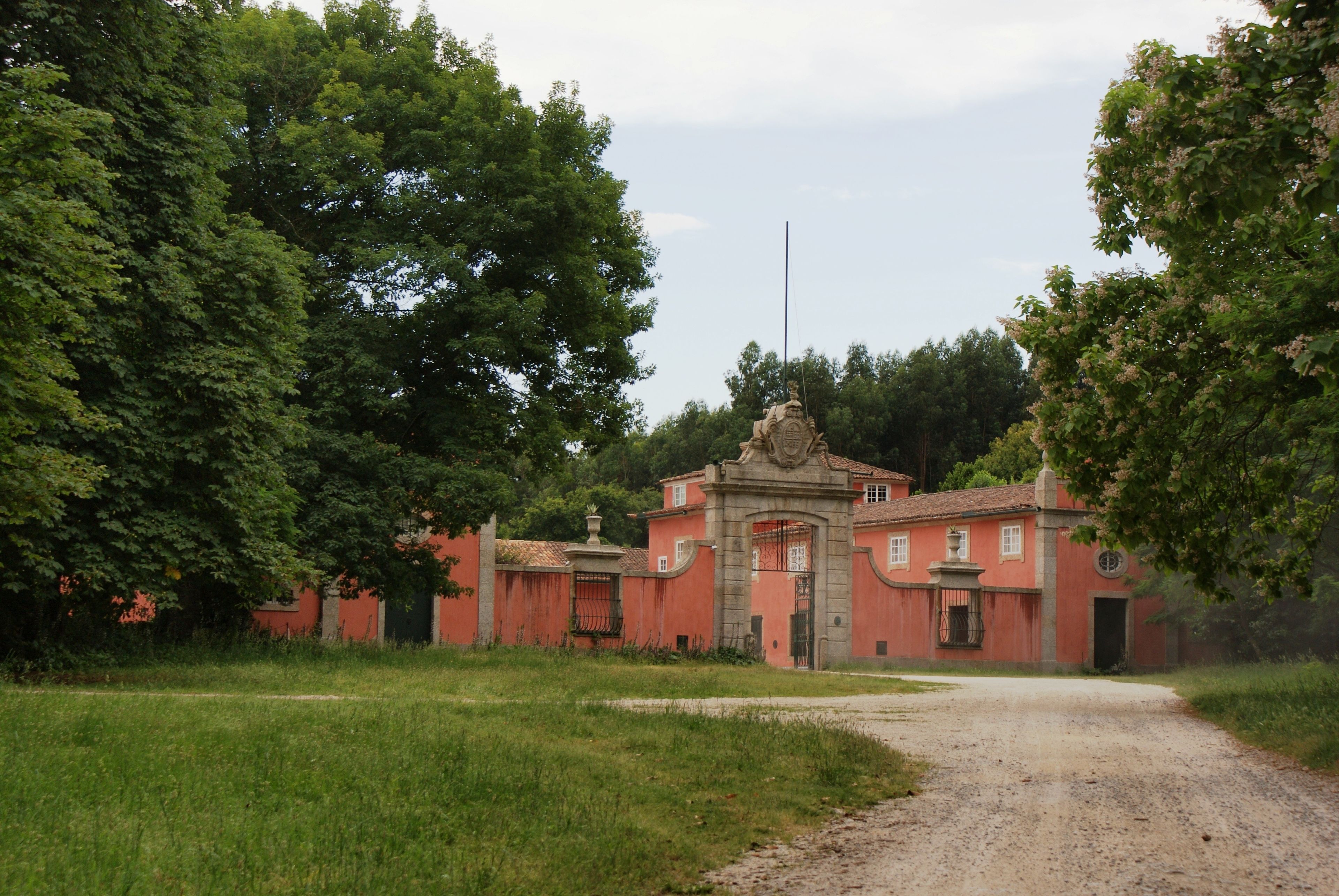 Casa de Sezim