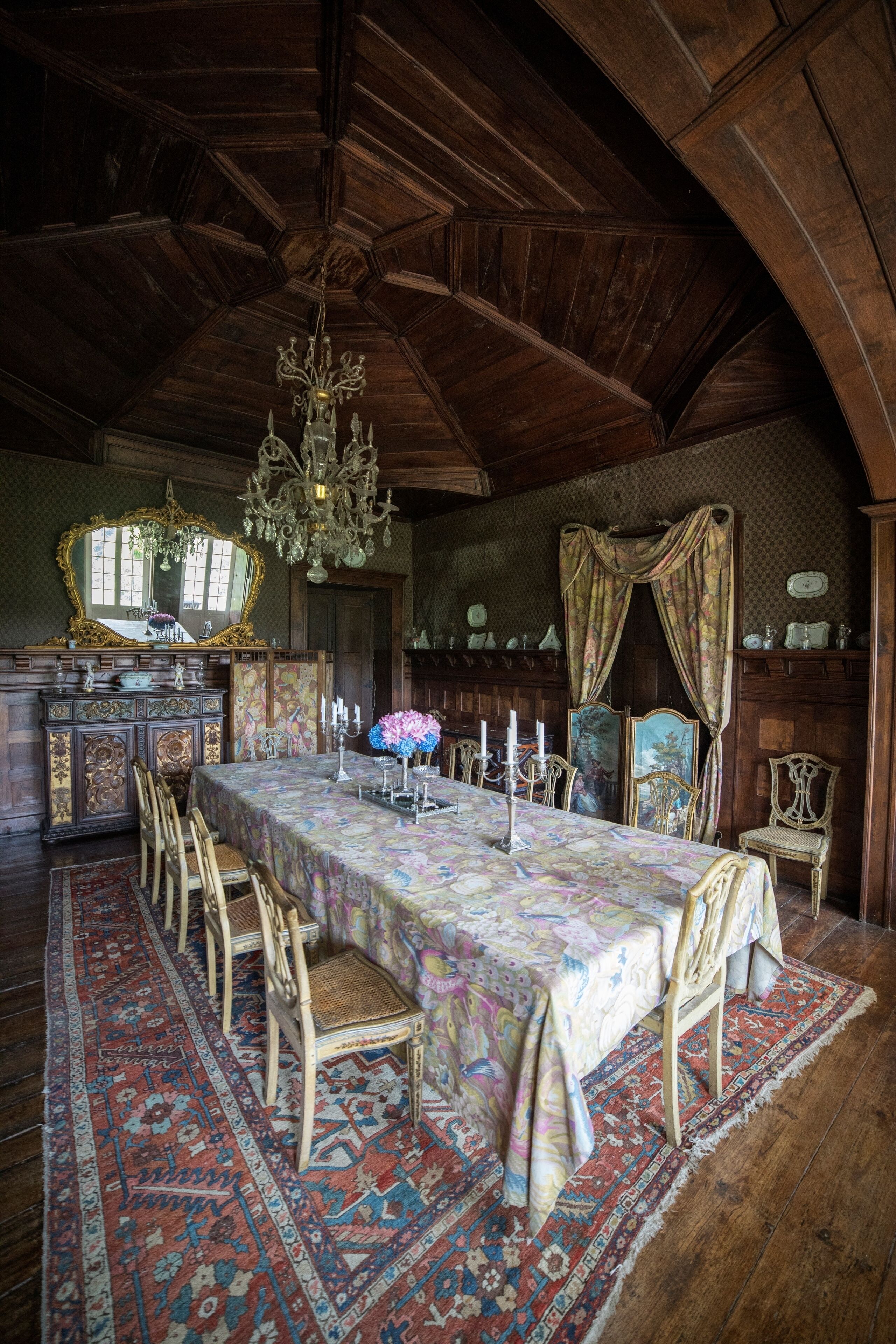Casa de Sezim
