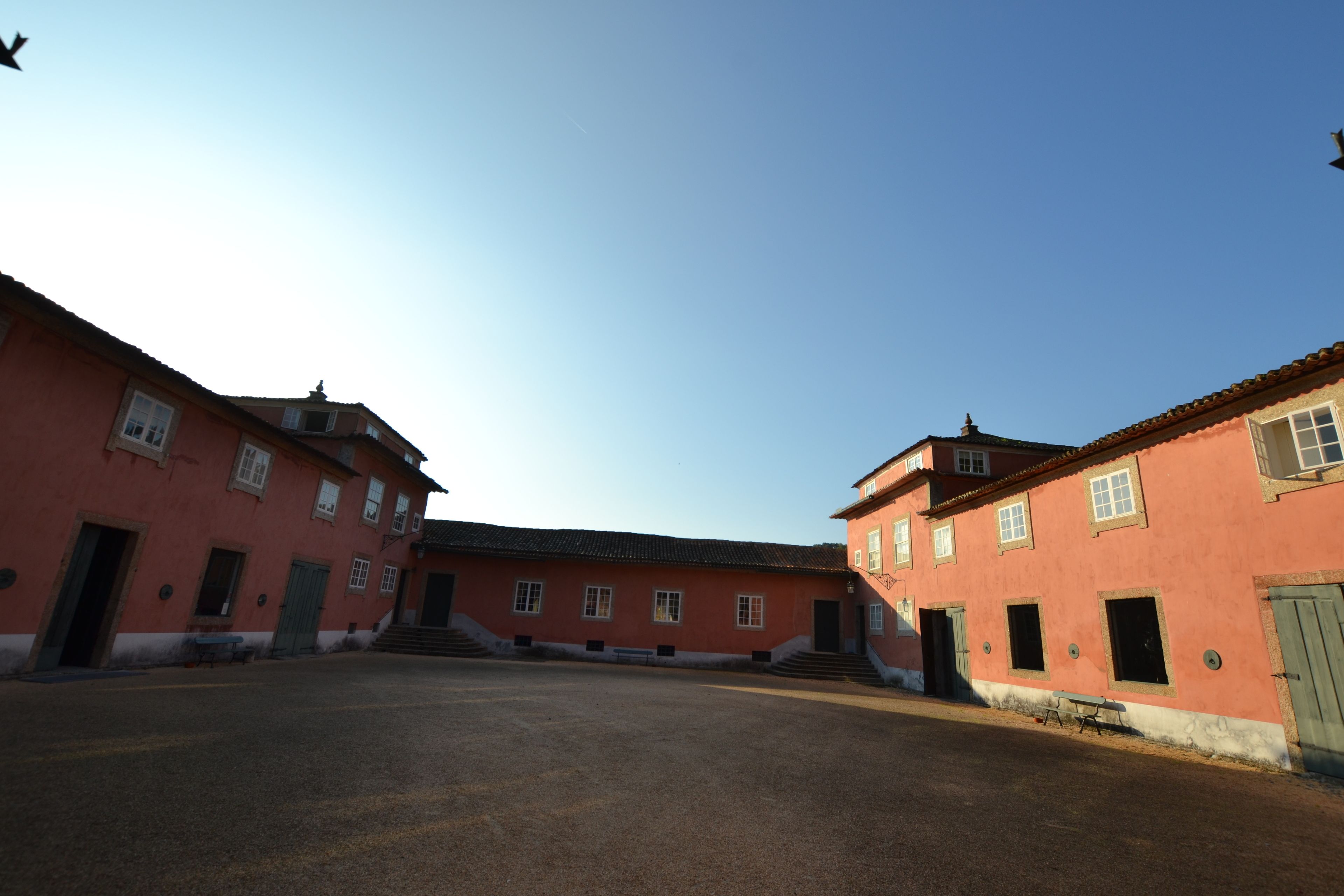 Casa de Sezim