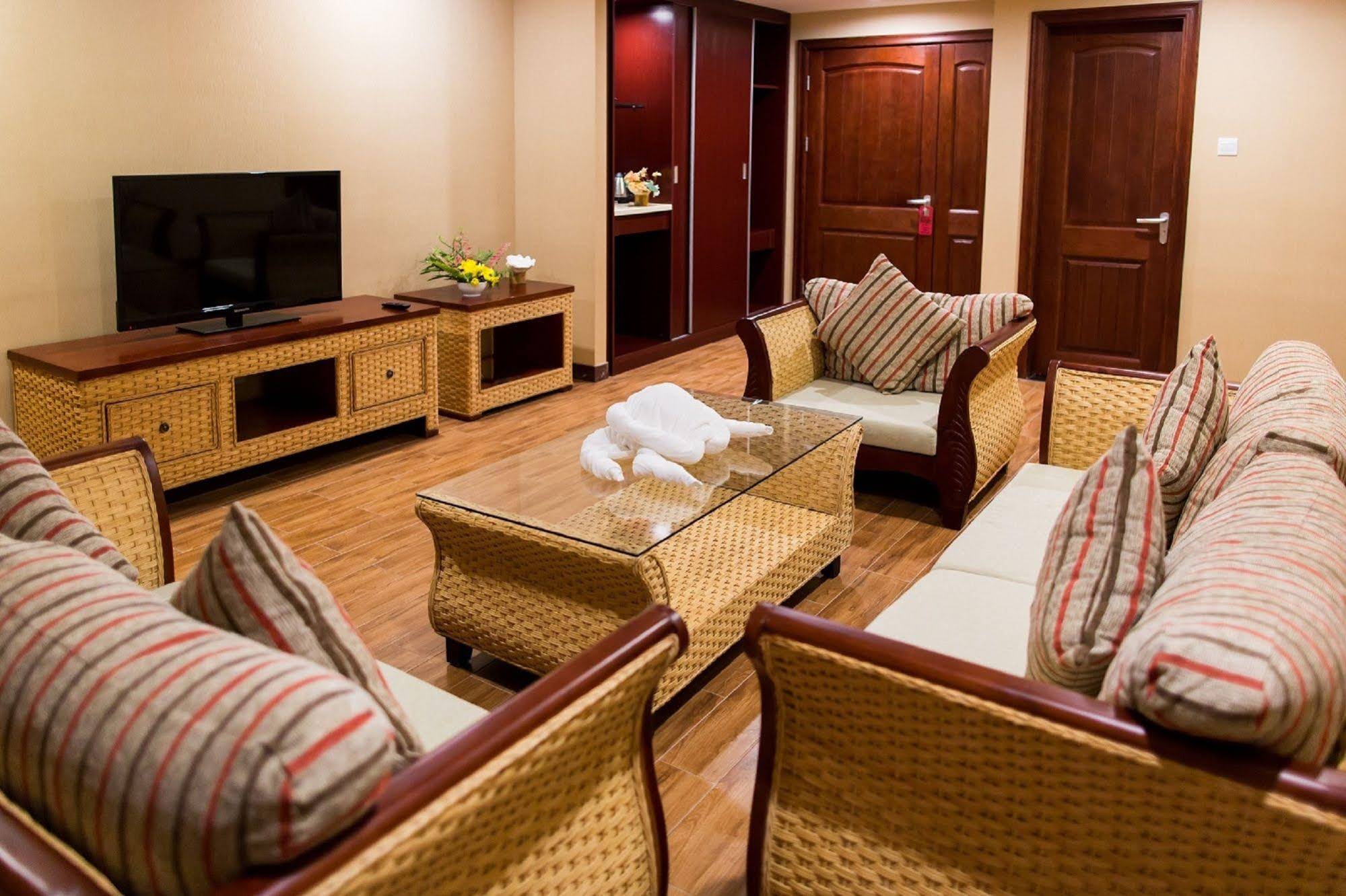 Palau Vacation Hotel