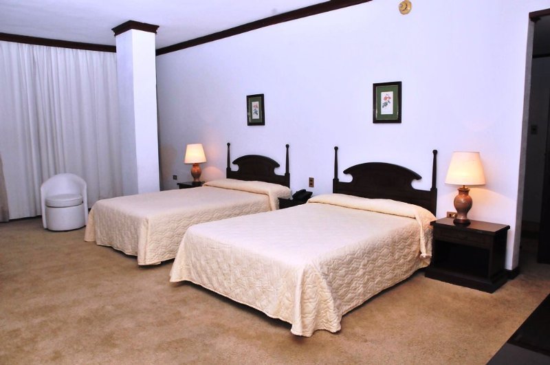Hotel Excelsior Inn