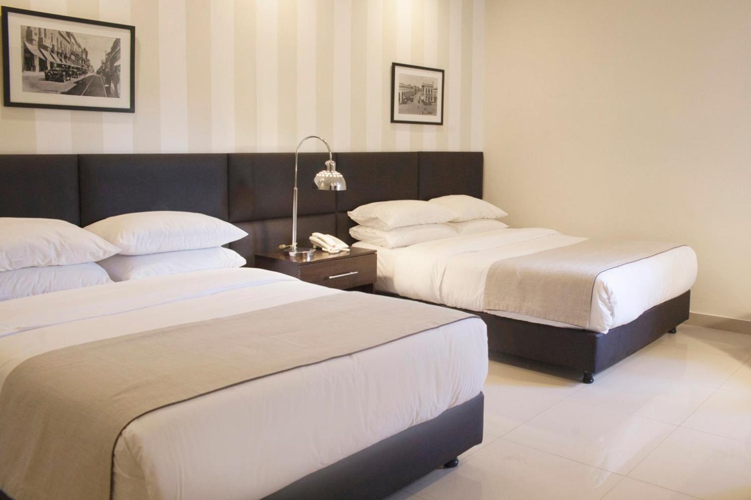 Las Lomas Casa Hotel