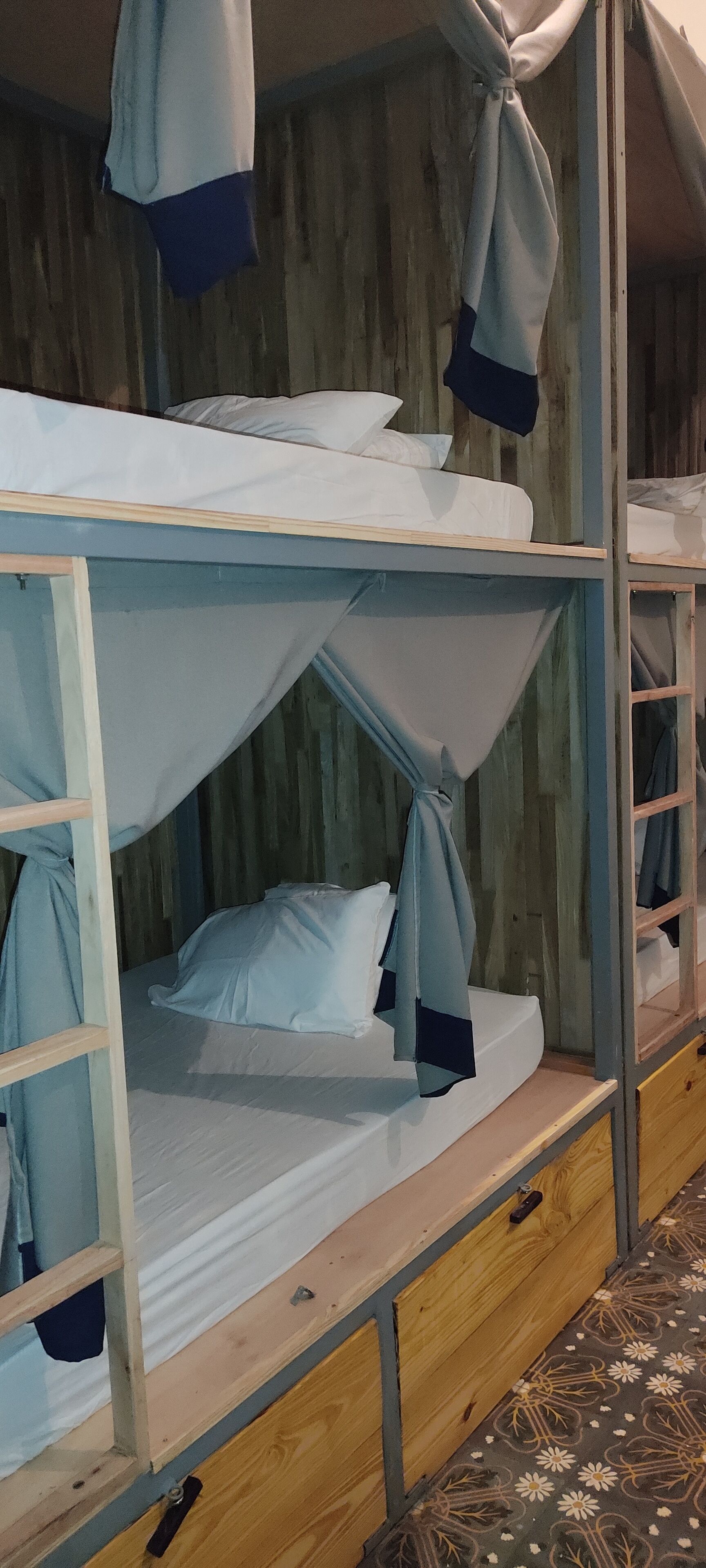 Mediterraneo Hostel