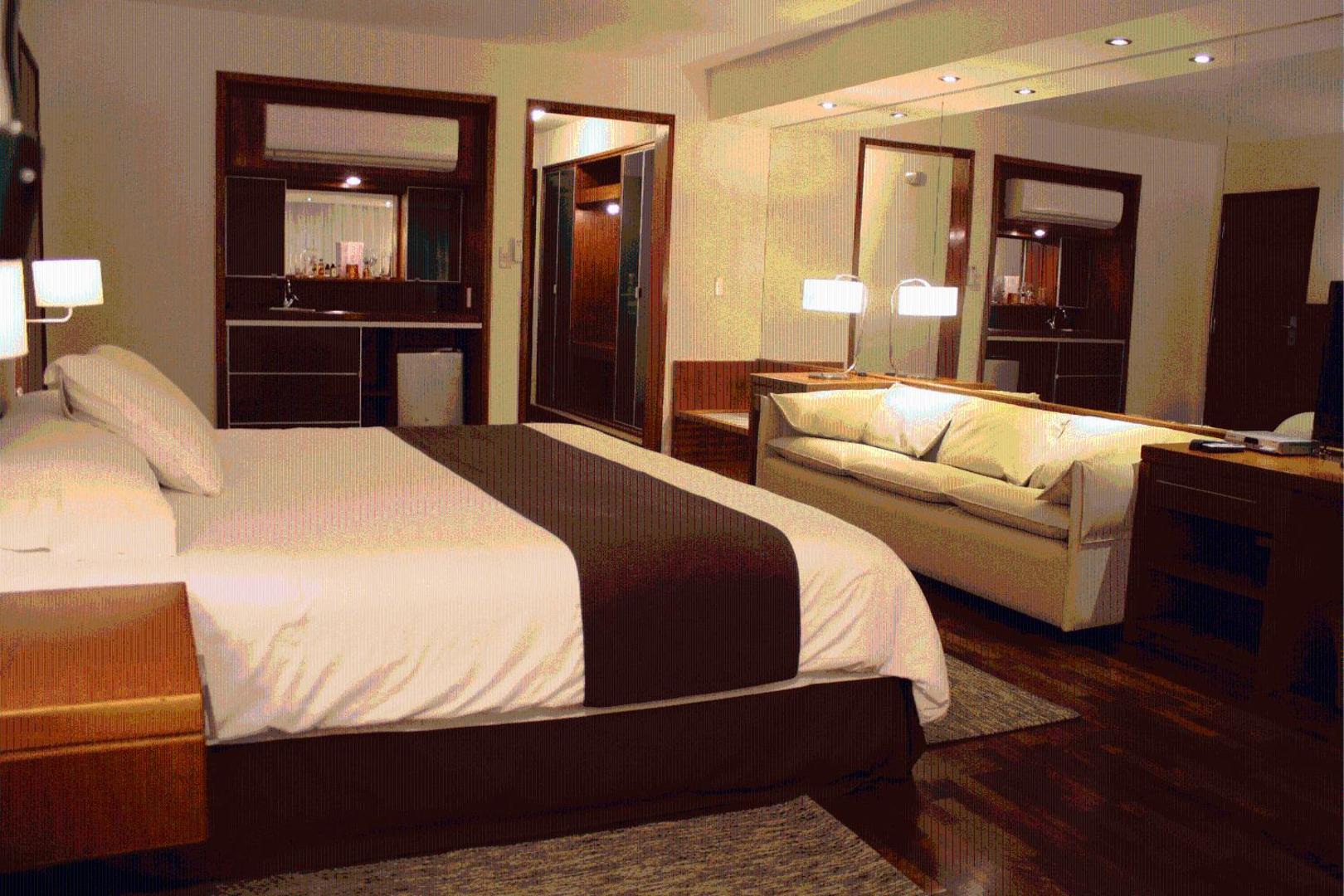 Yacht & Golf Club Paraguayo A Tribute Portfolio Resort