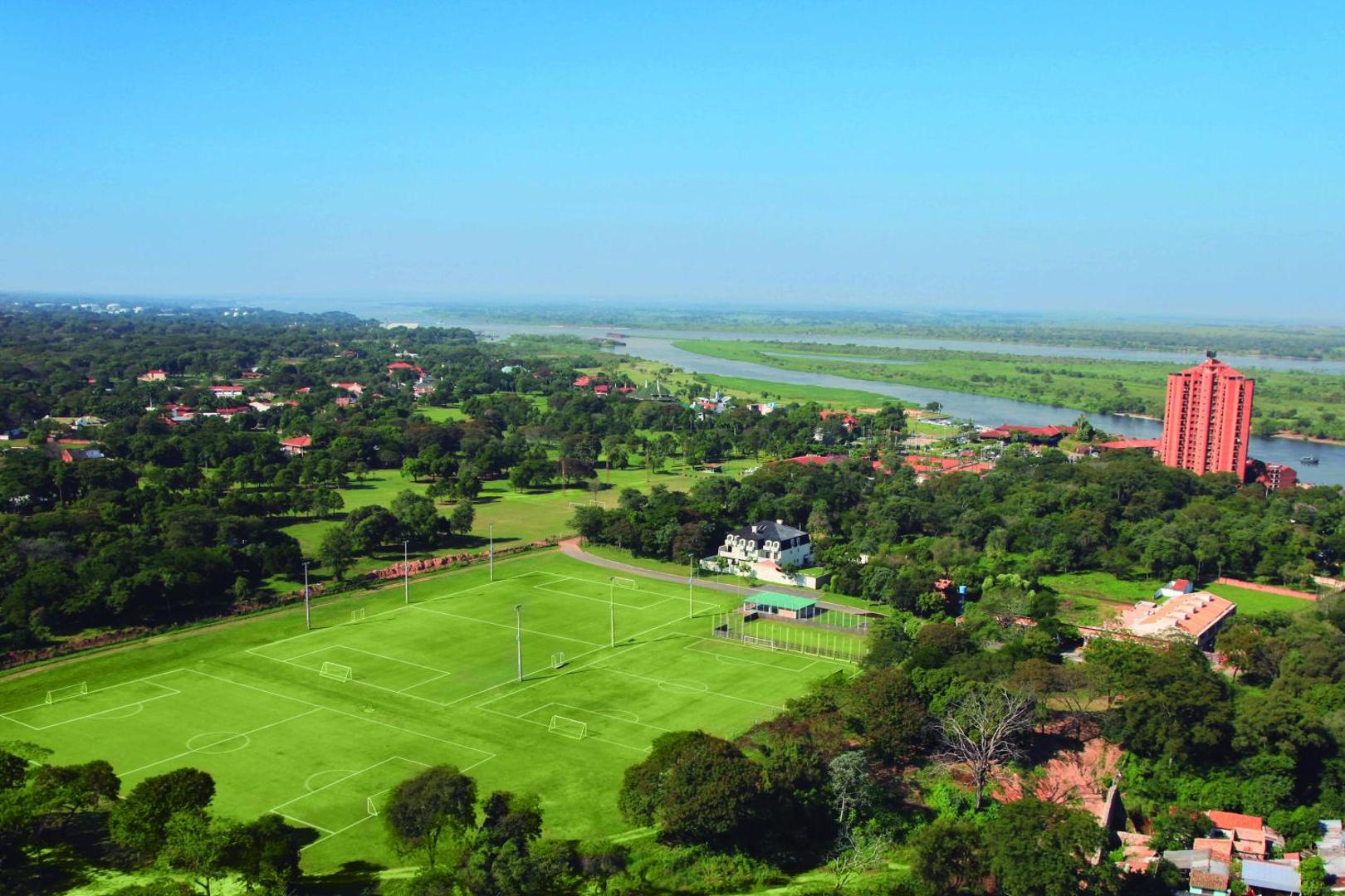 Yacht & Golf Club Paraguayo A Tribute Portfolio Resort