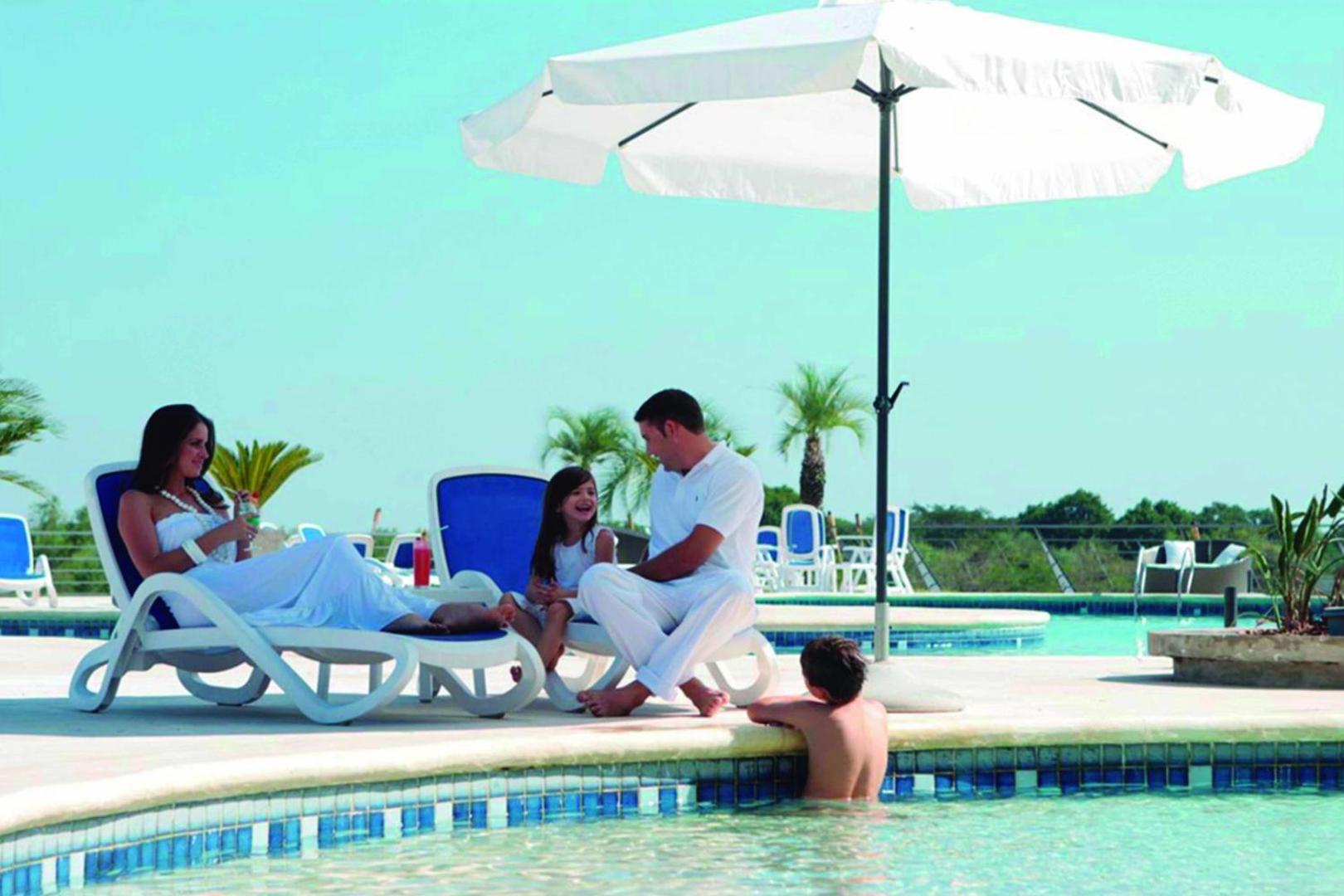 Yacht & Golf Club Paraguayo A Tribute Portfolio Resort