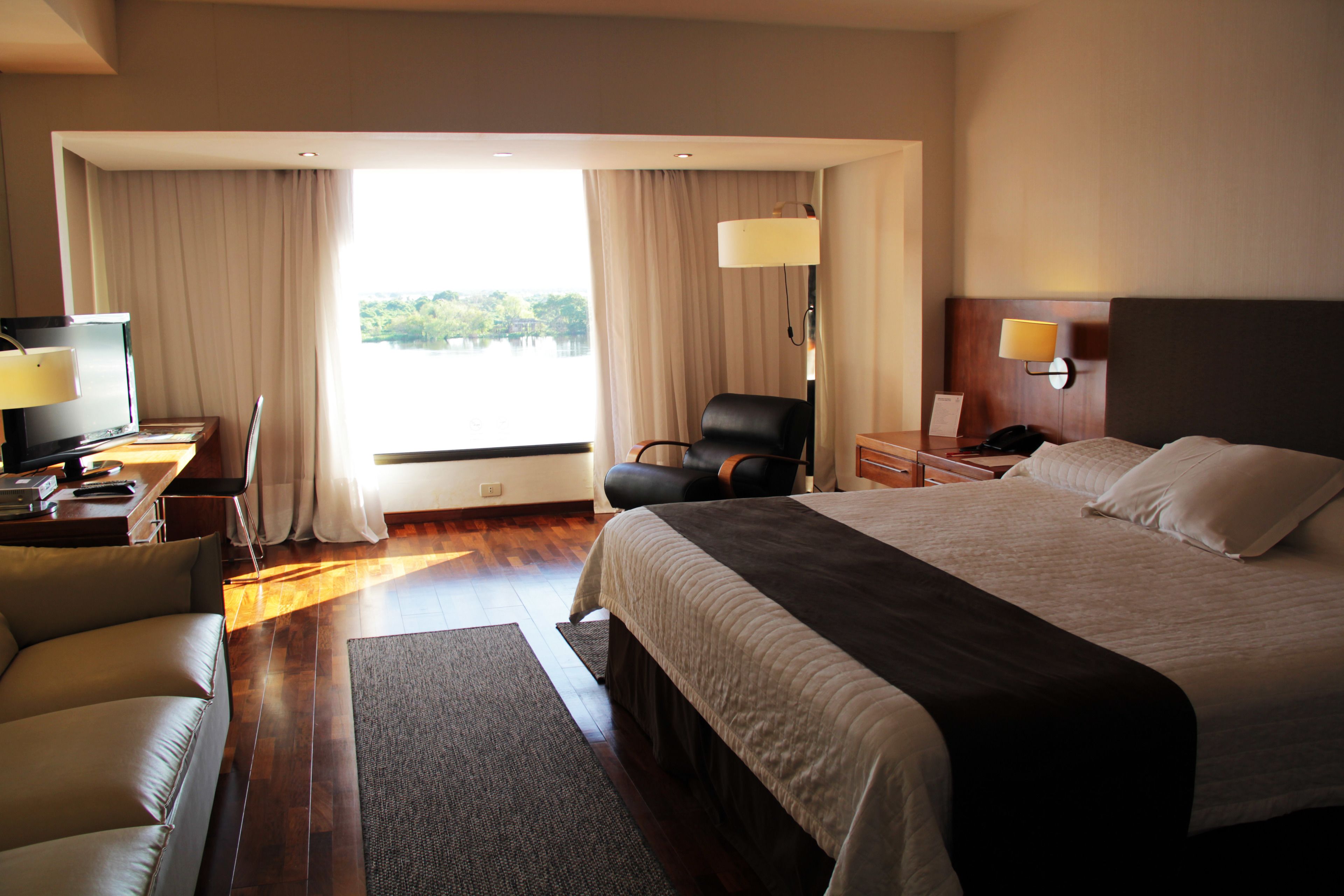 Yacht & Golf Club Paraguayo A Tribute Portfolio Resort