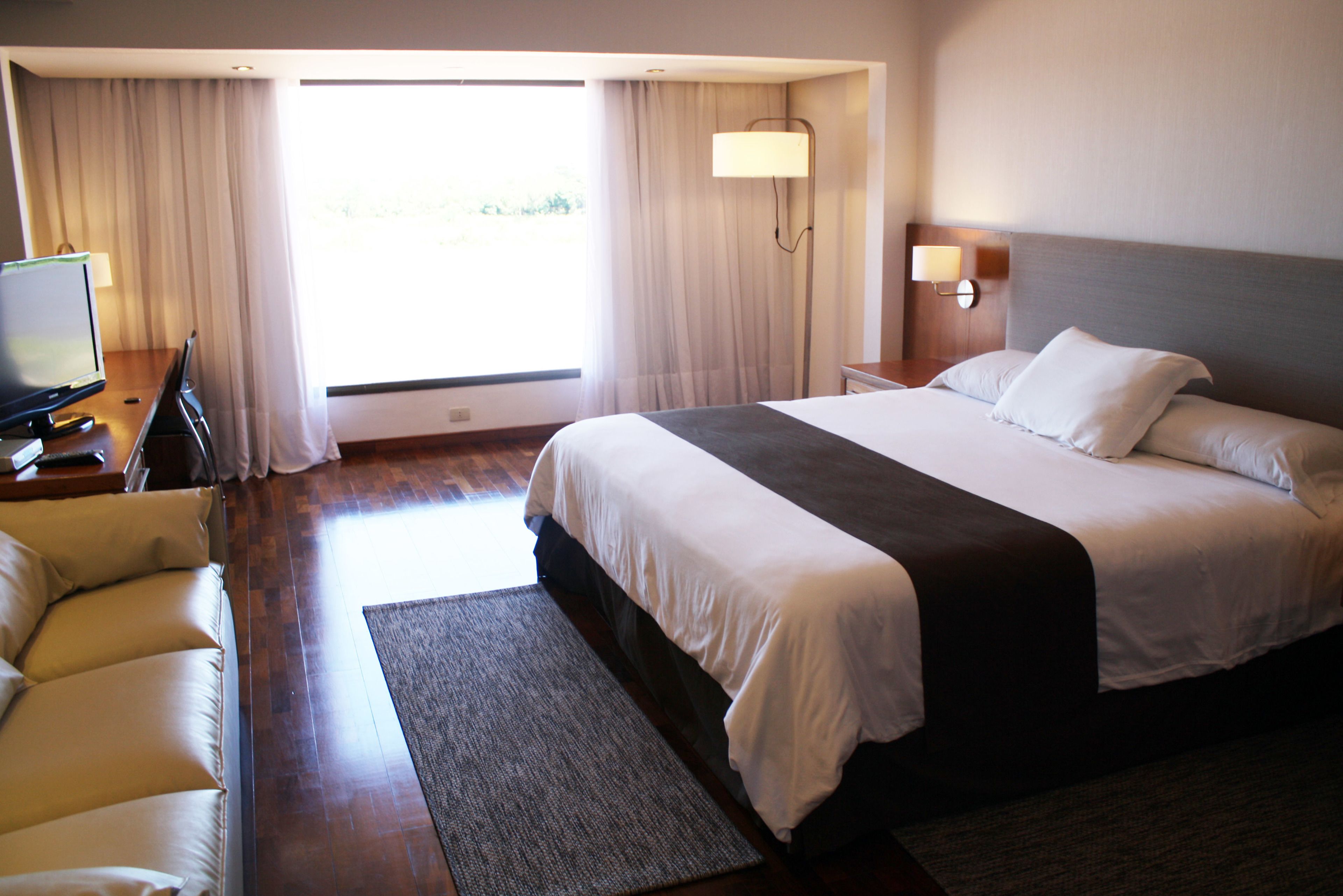 Yacht & Golf Club Paraguayo A Tribute Portfolio Resort