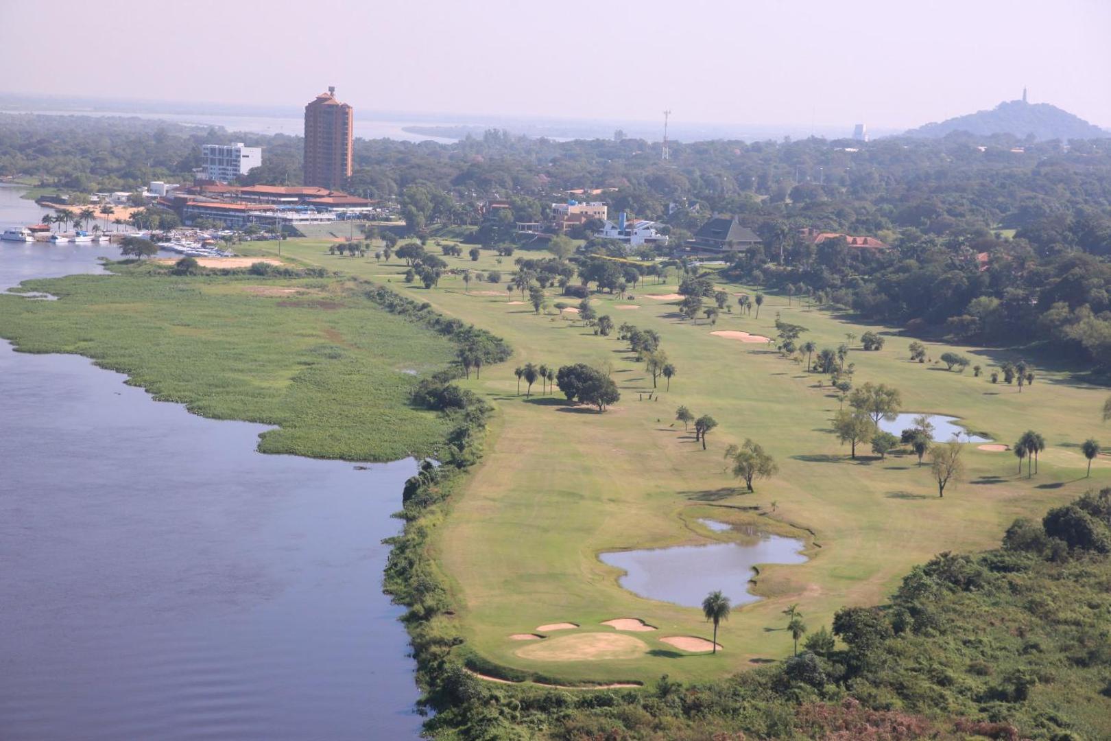 Yacht & Golf Club Paraguayo A Tribute Portfolio Resort