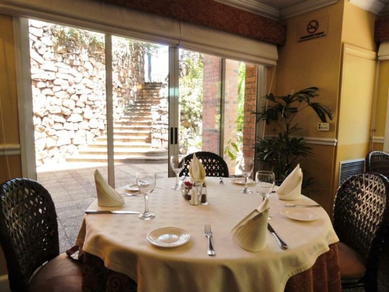Villa Morra Suites