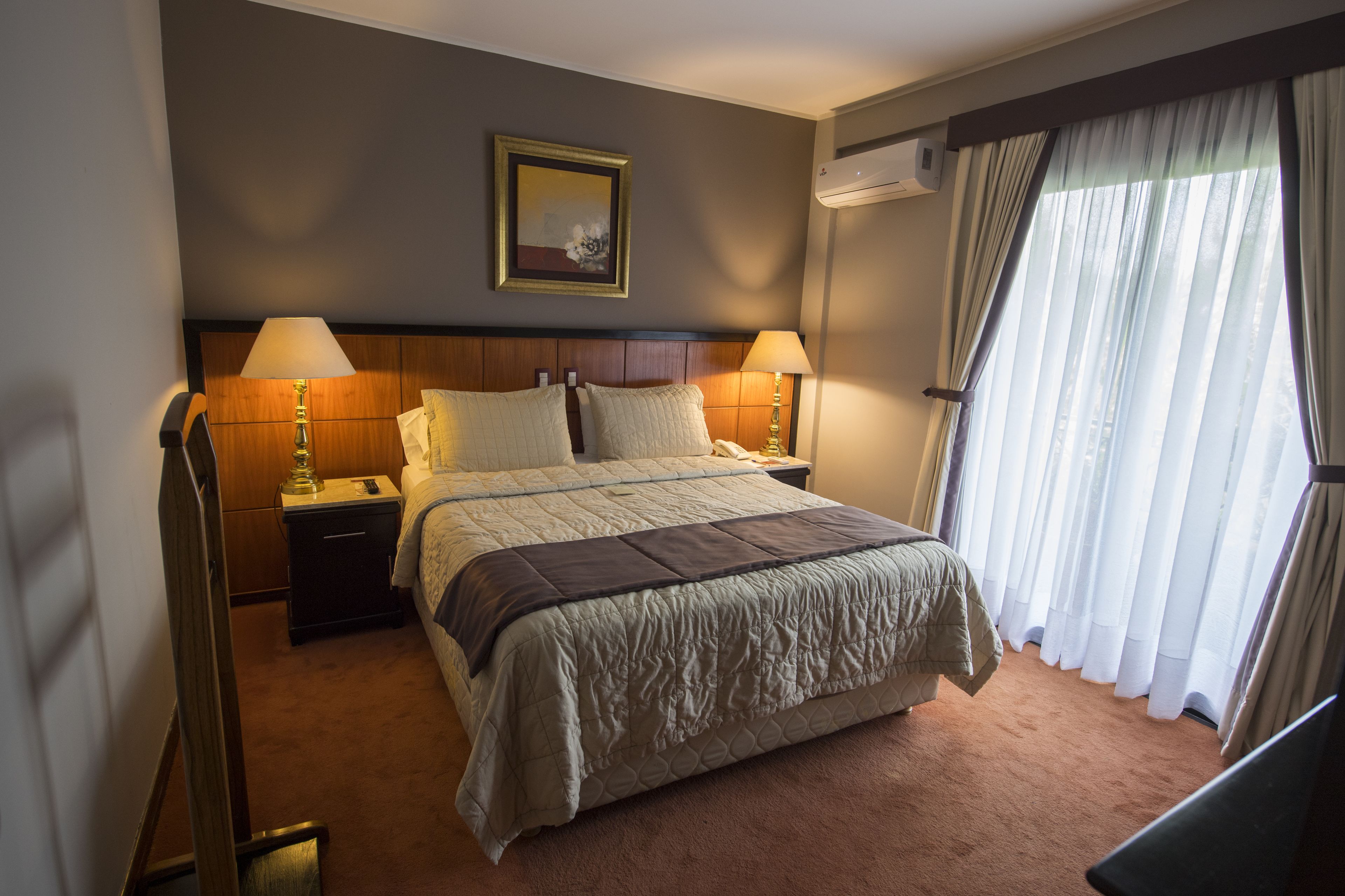 Las Ventanas Suites Hotel