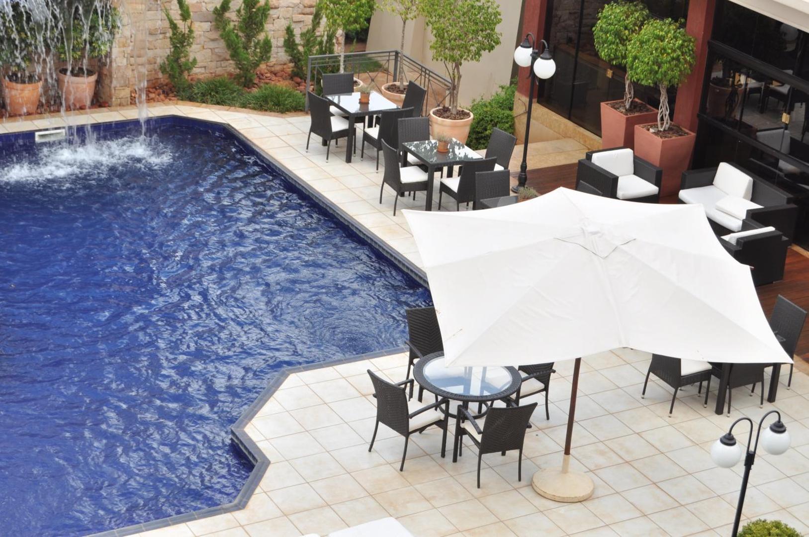 Las Ventanas Suites Hotel
