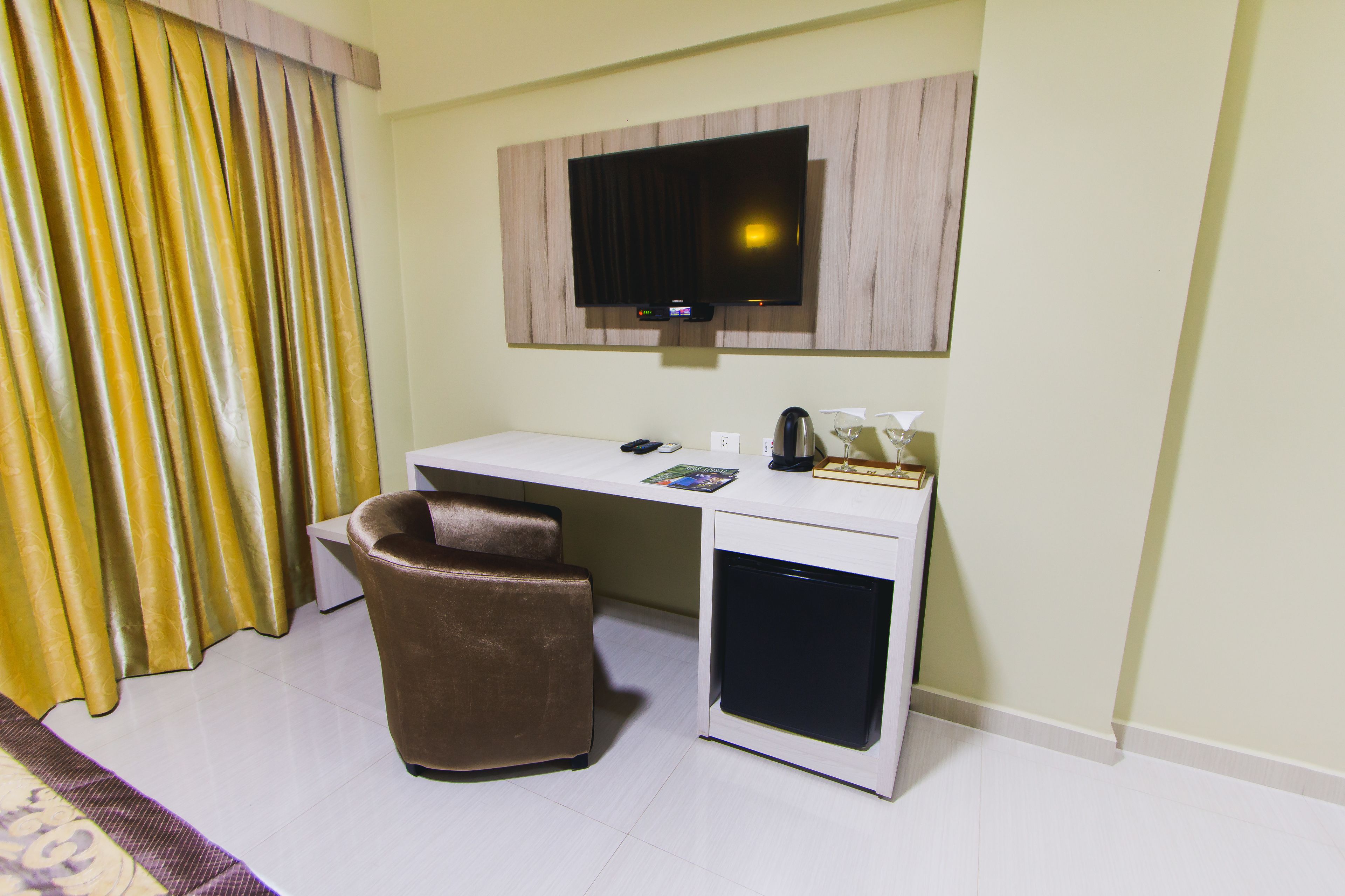 Megal Suites Hotel