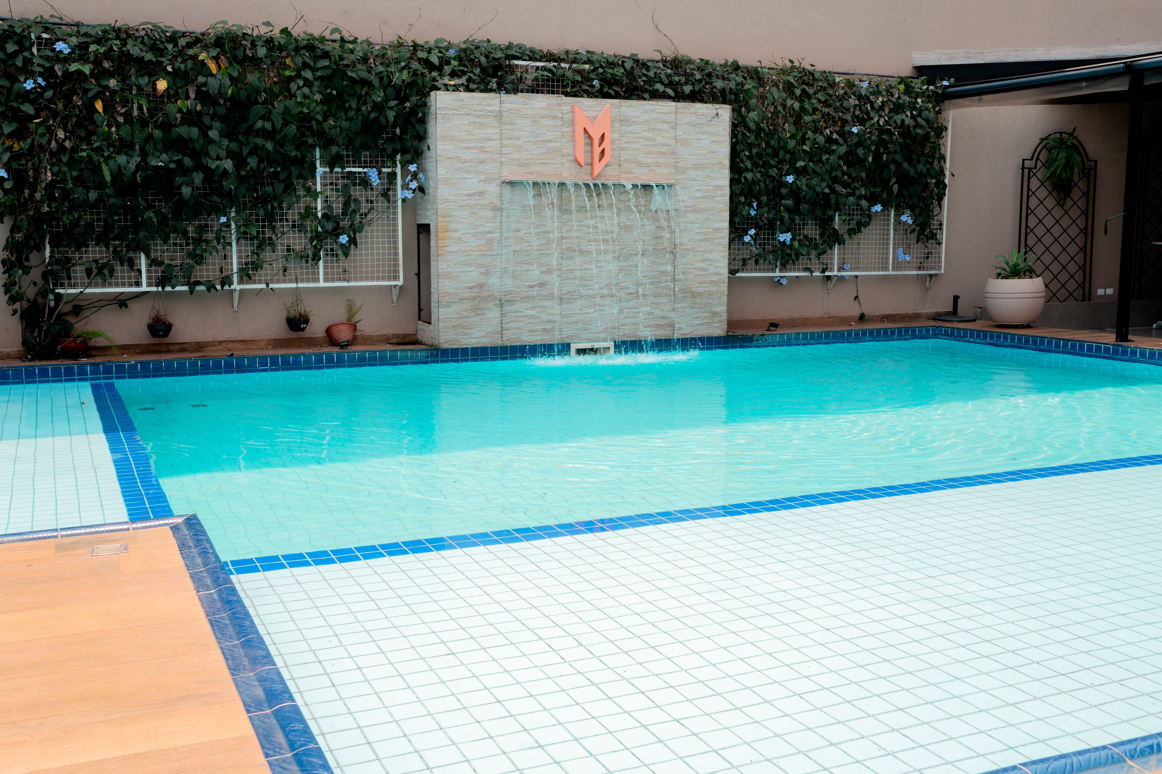 Megal Suites Hotel