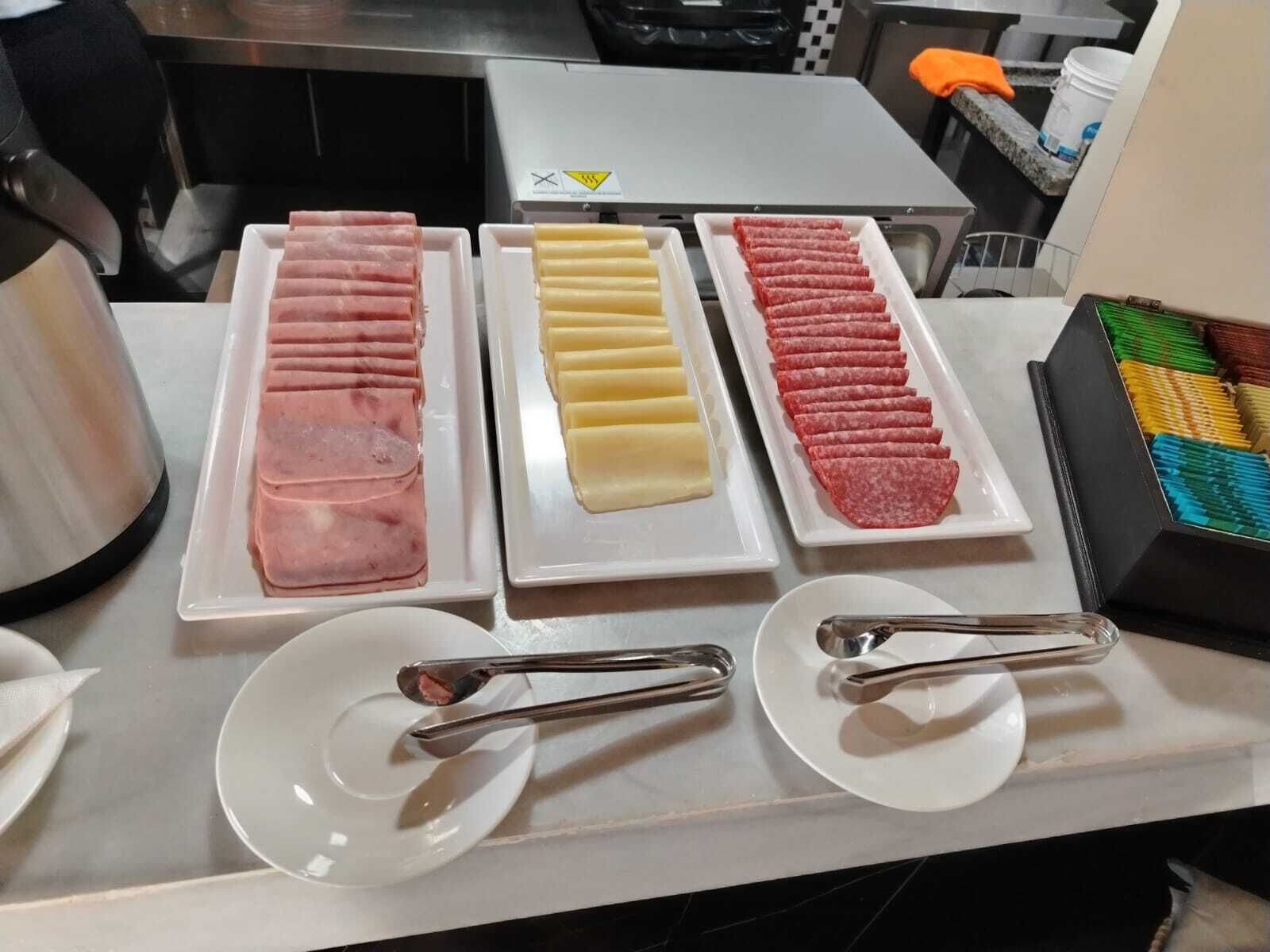 Ramada Suites by Wyndham Asuncion Aeropuerto