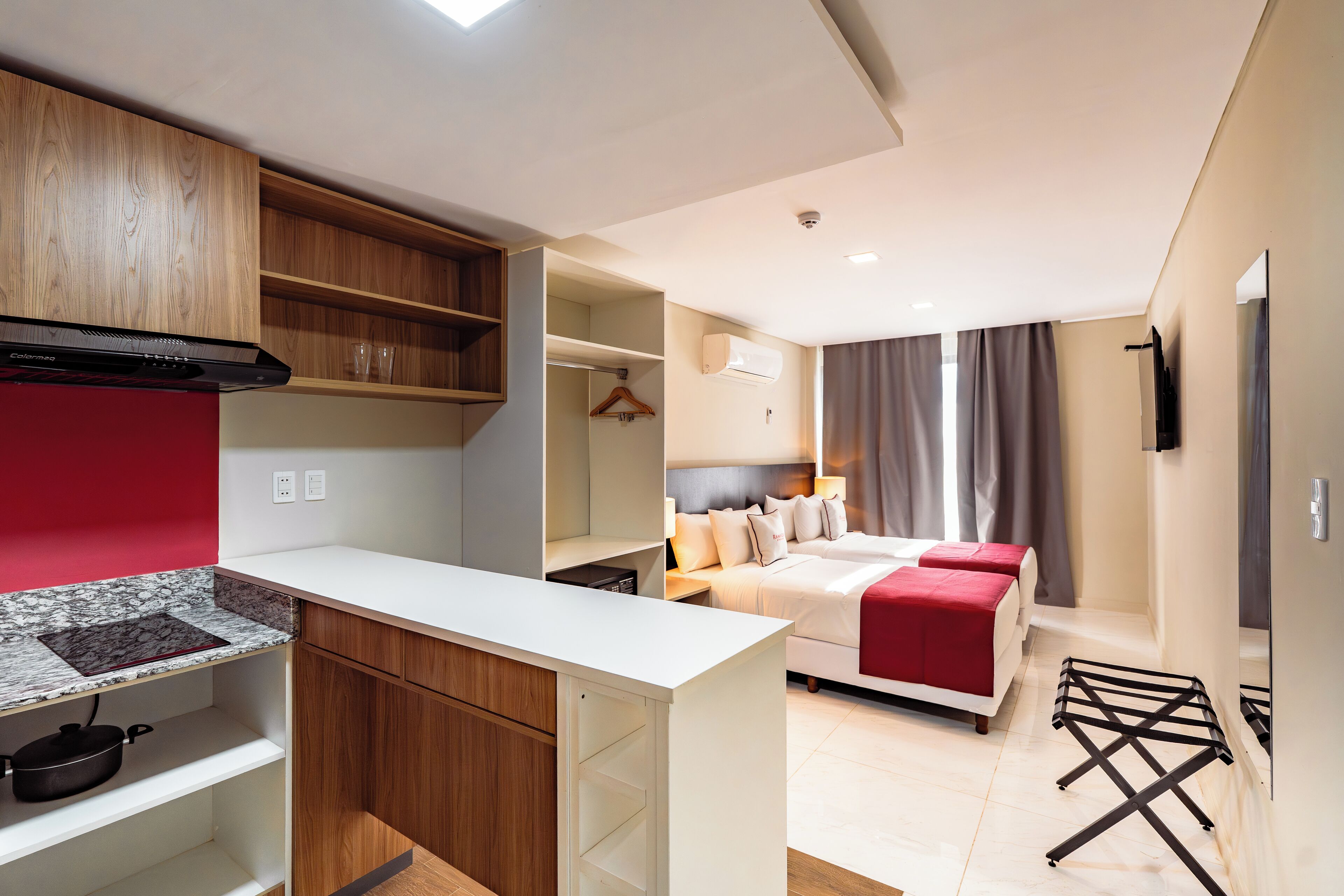 Ramada Suites by Wyndham Asuncion Aeropuerto