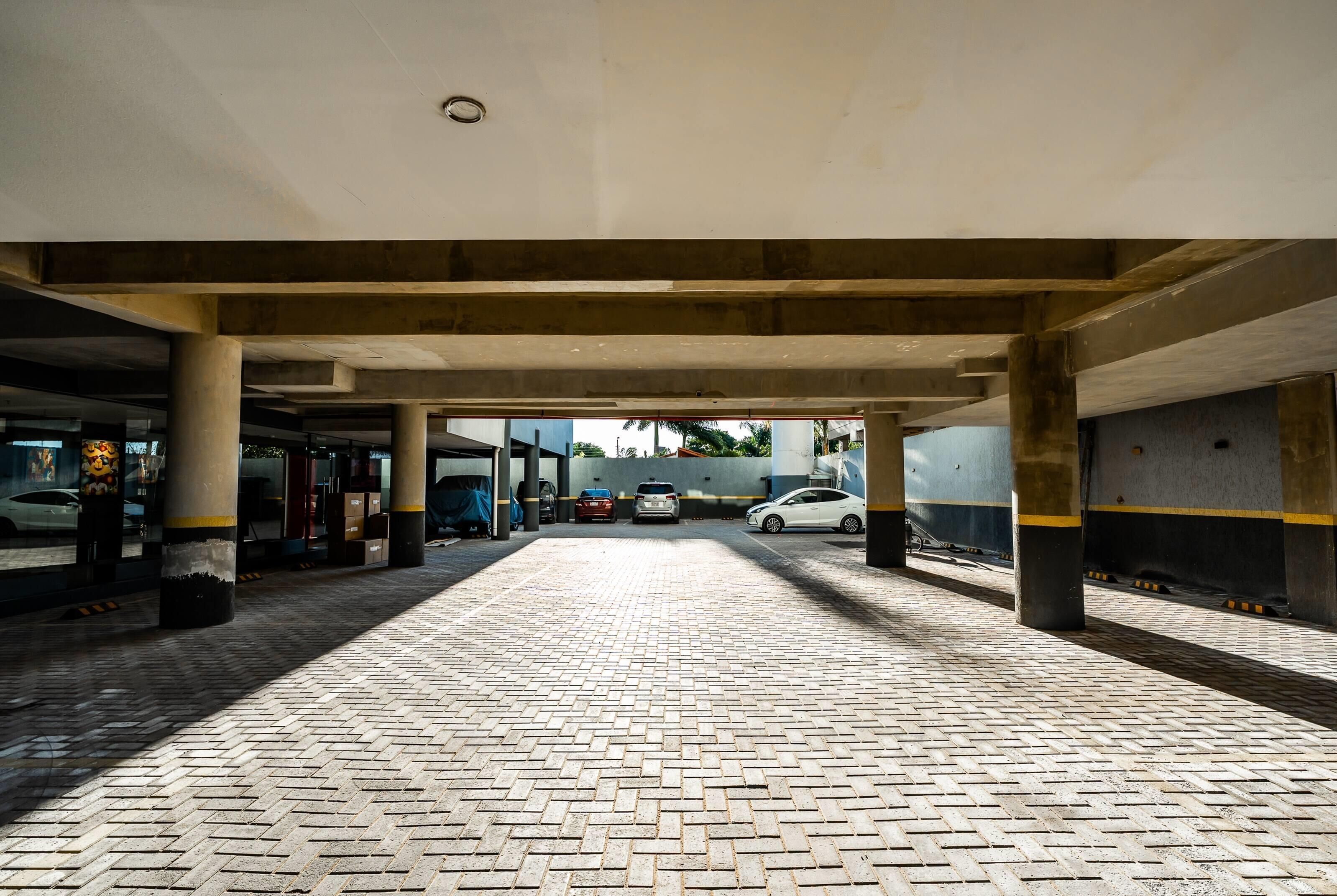 Ramada Suites by Wyndham Asuncion Aeropuerto