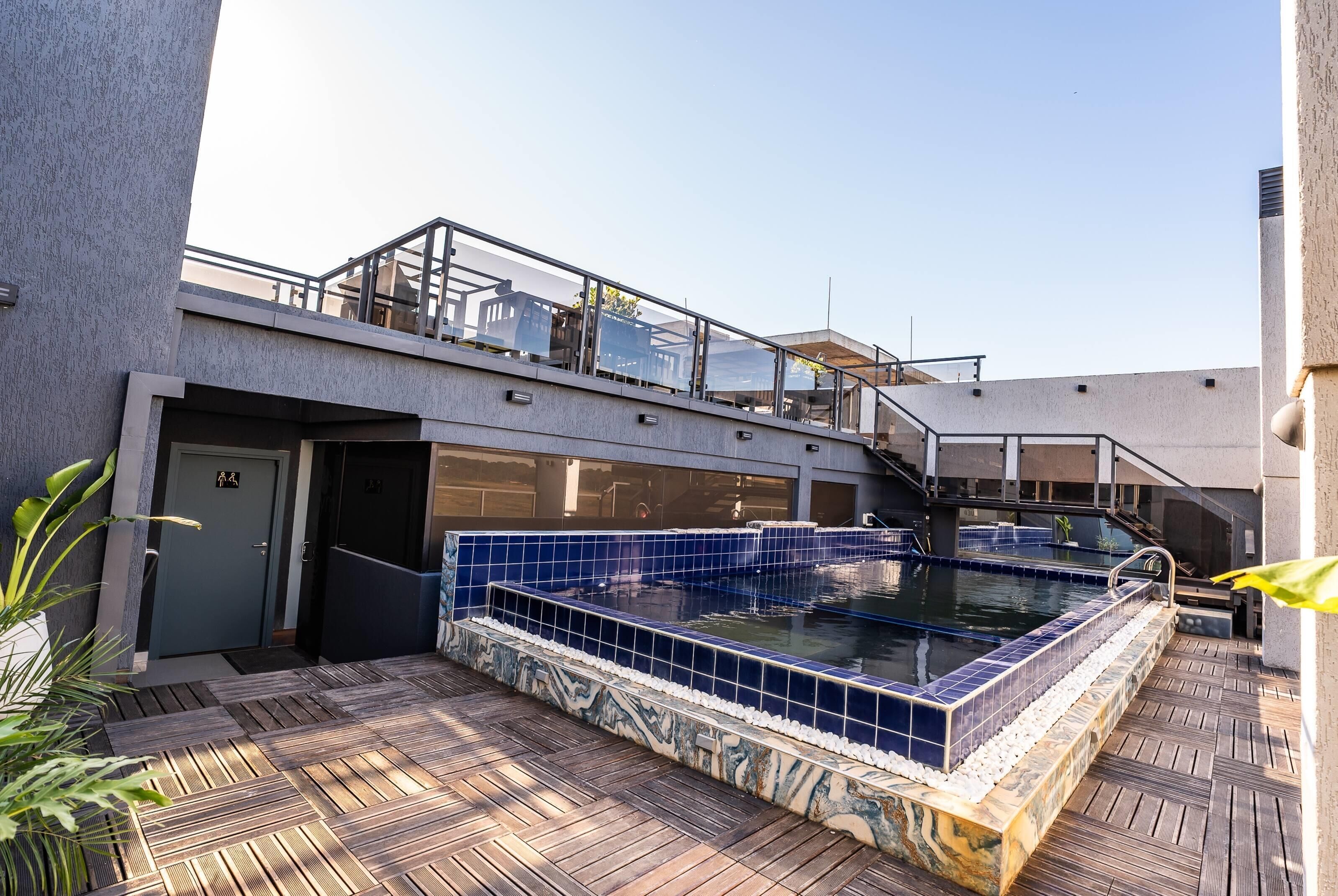 Ramada Suites by Wyndham Asuncion Aeropuerto