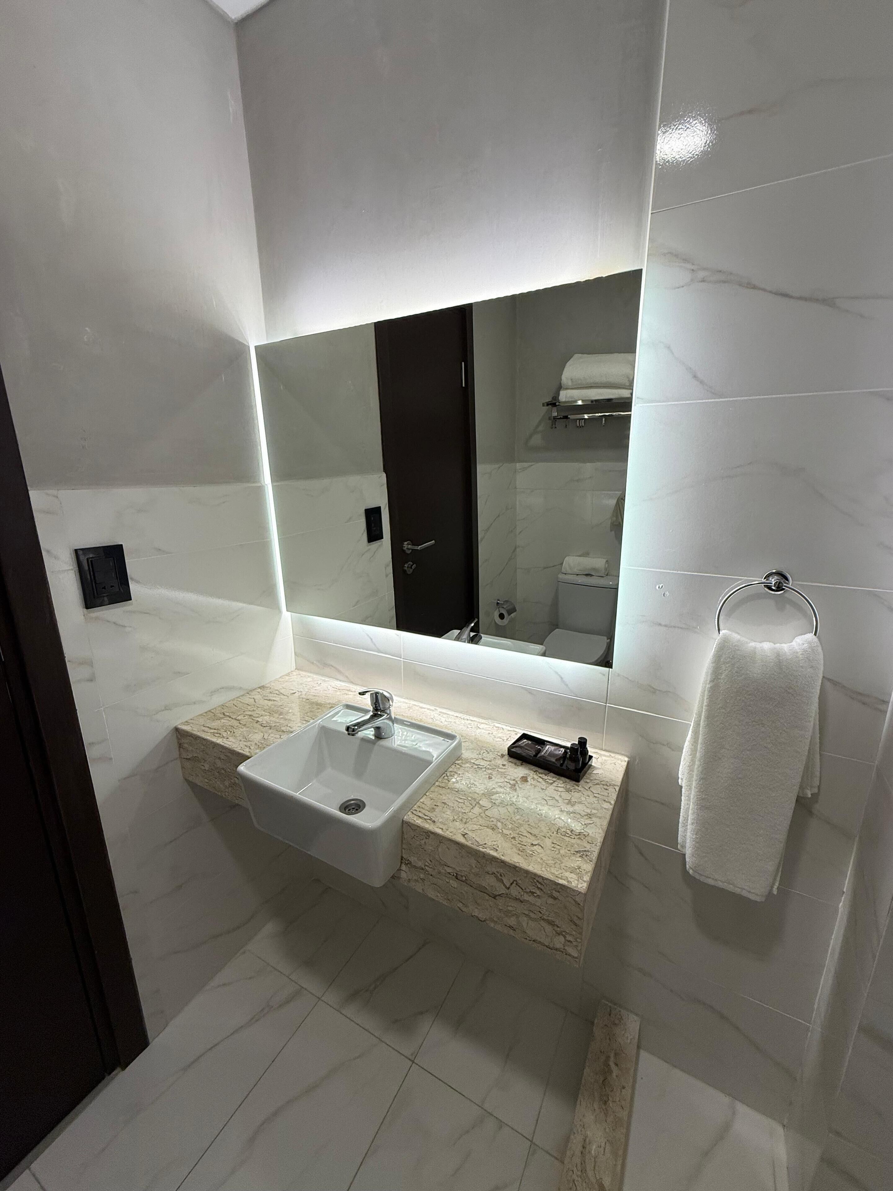 Ramada Suites by Wyndham Asuncion Aeropuerto