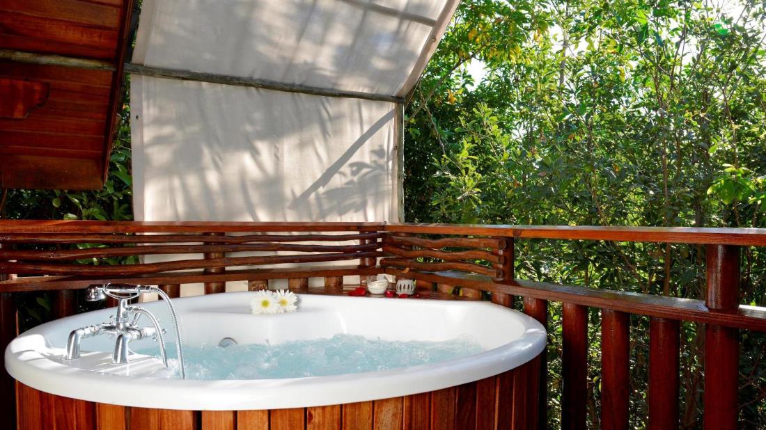 Lodge Roche Tamarin & Spa - Village Nature