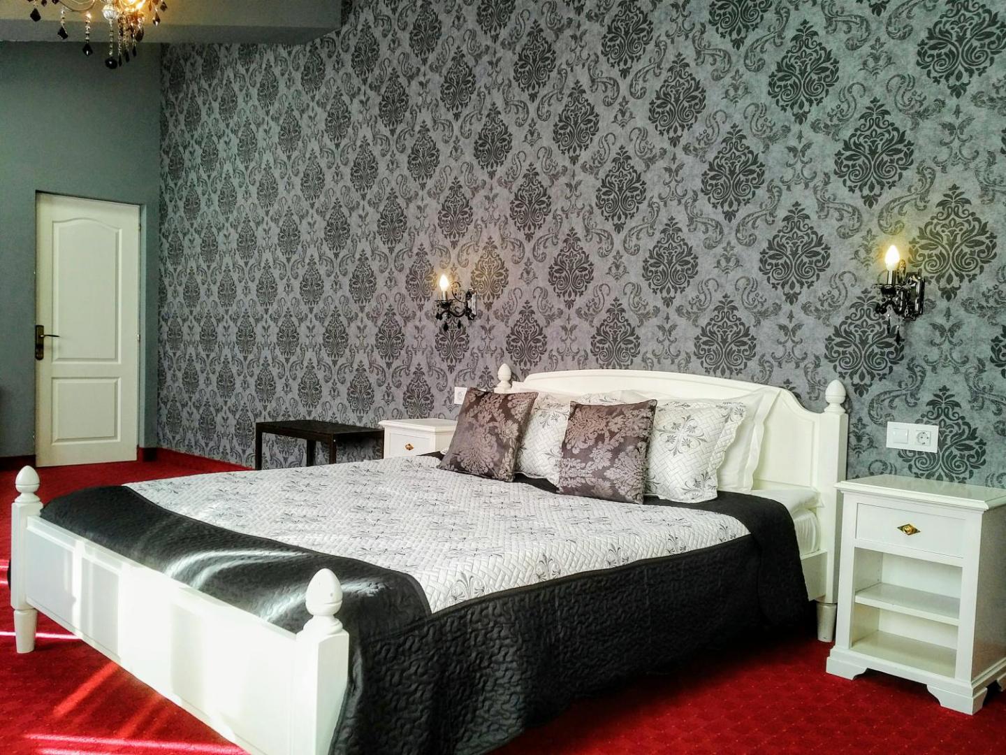 Old City Bucharest DN Hotels
