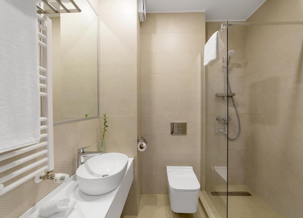 Athina Suites Hotel
