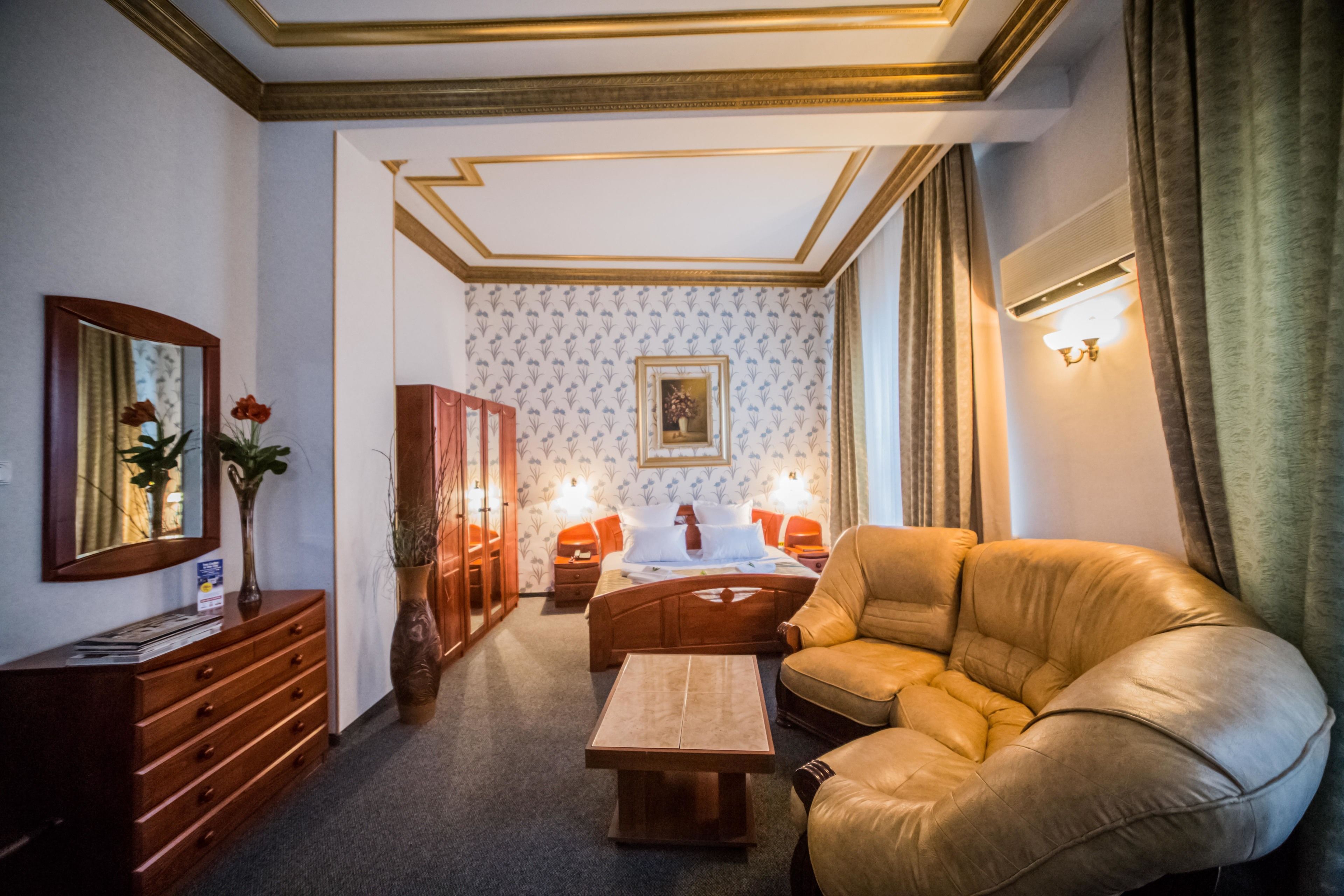 Bucharest Comfort Suites Hotel