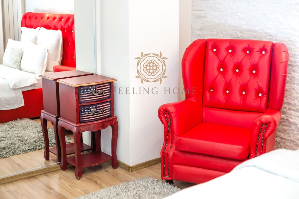Feeling Home Apartments