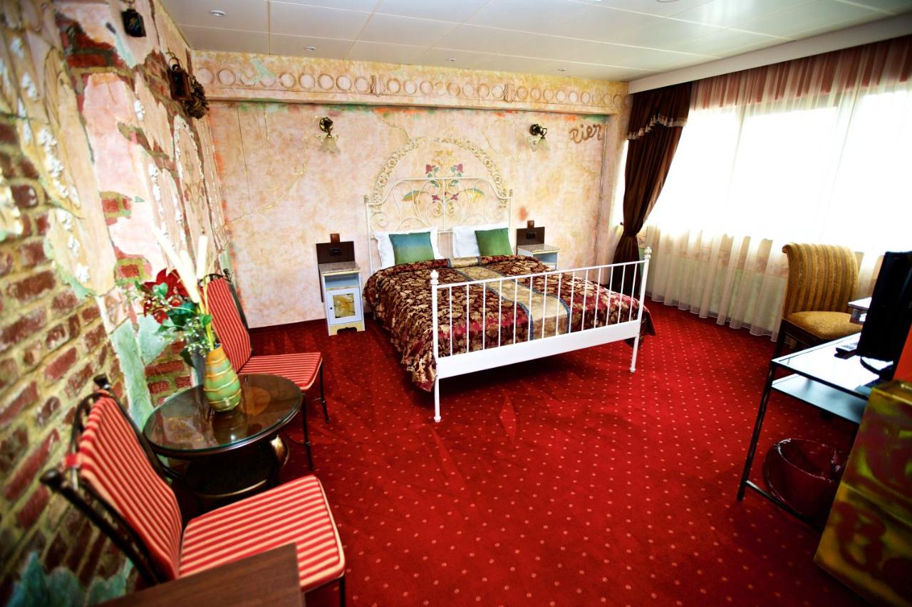 Grand Pier Boutique Hotel