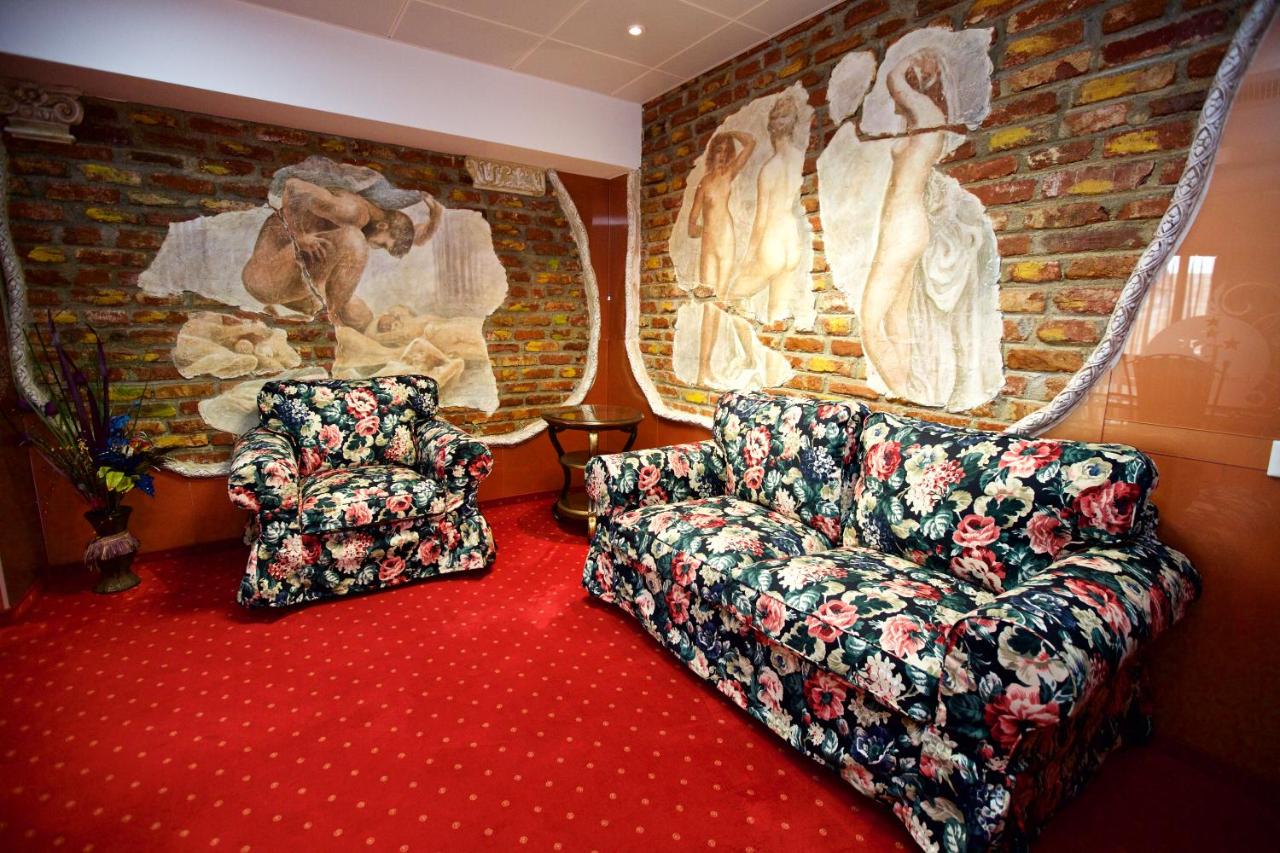 Grand Pier Boutique Hotel