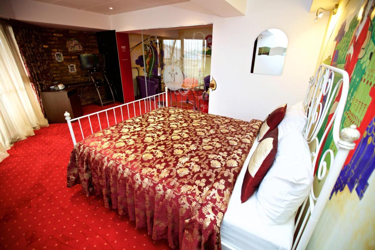 Grand Pier Boutique Hotel
