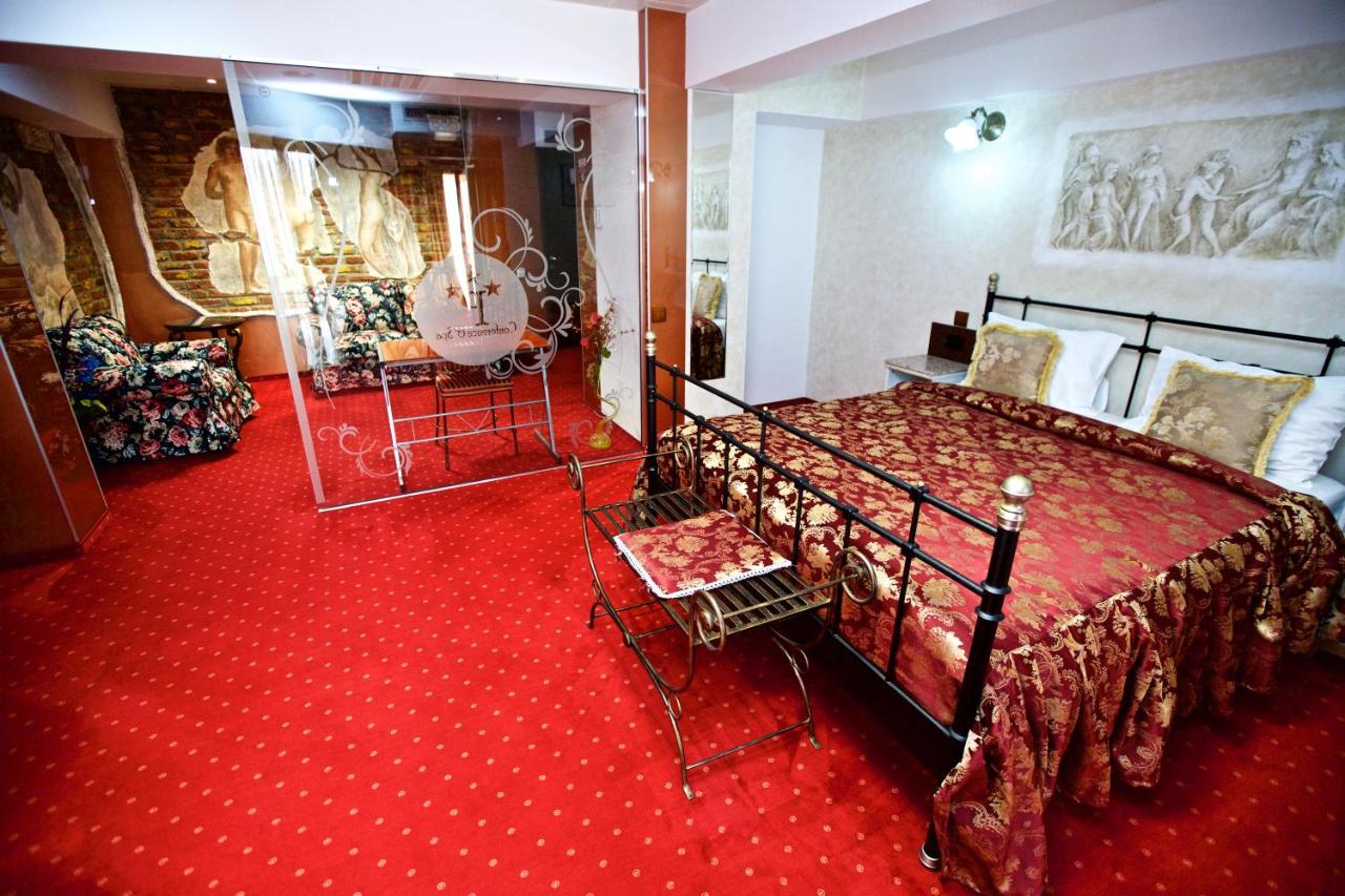Grand Pier Boutique Hotel