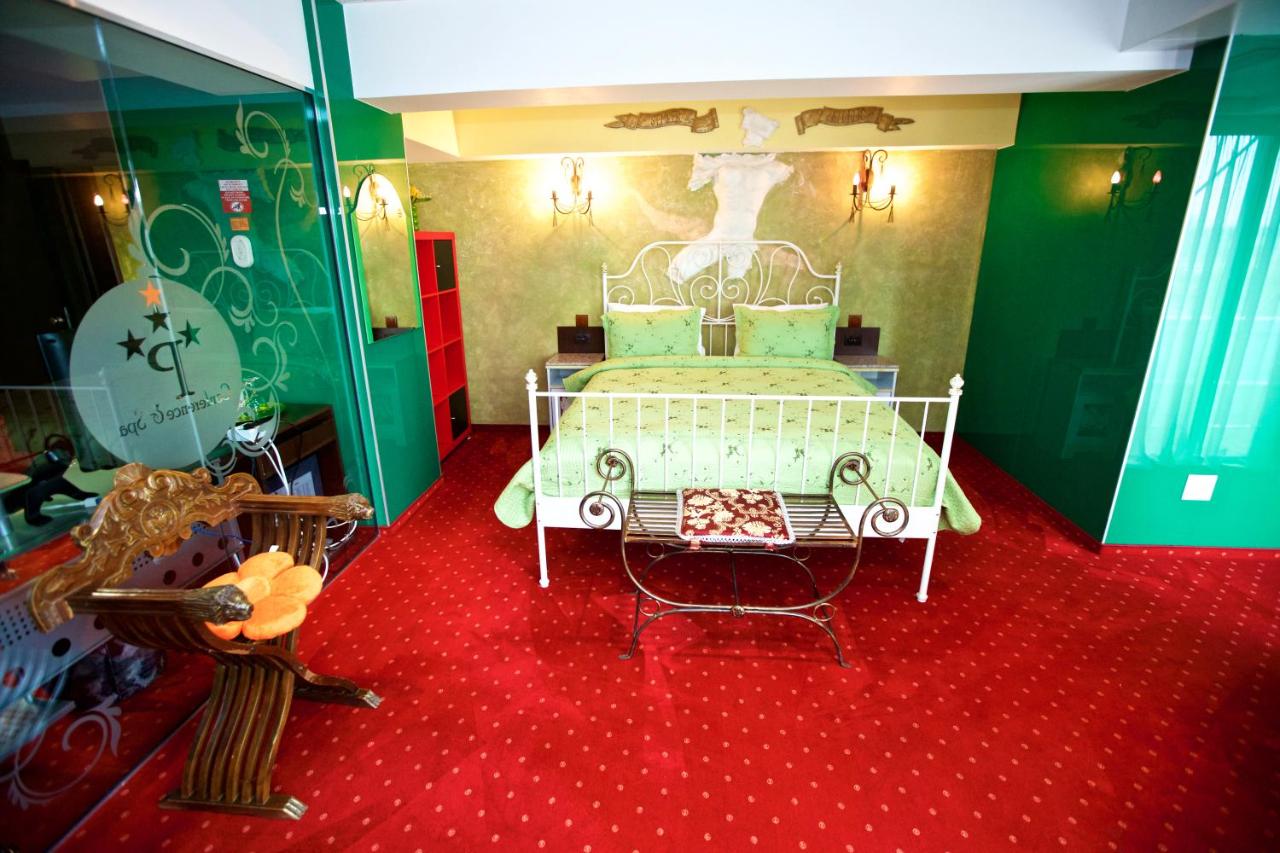 Grand Pier Boutique Hotel