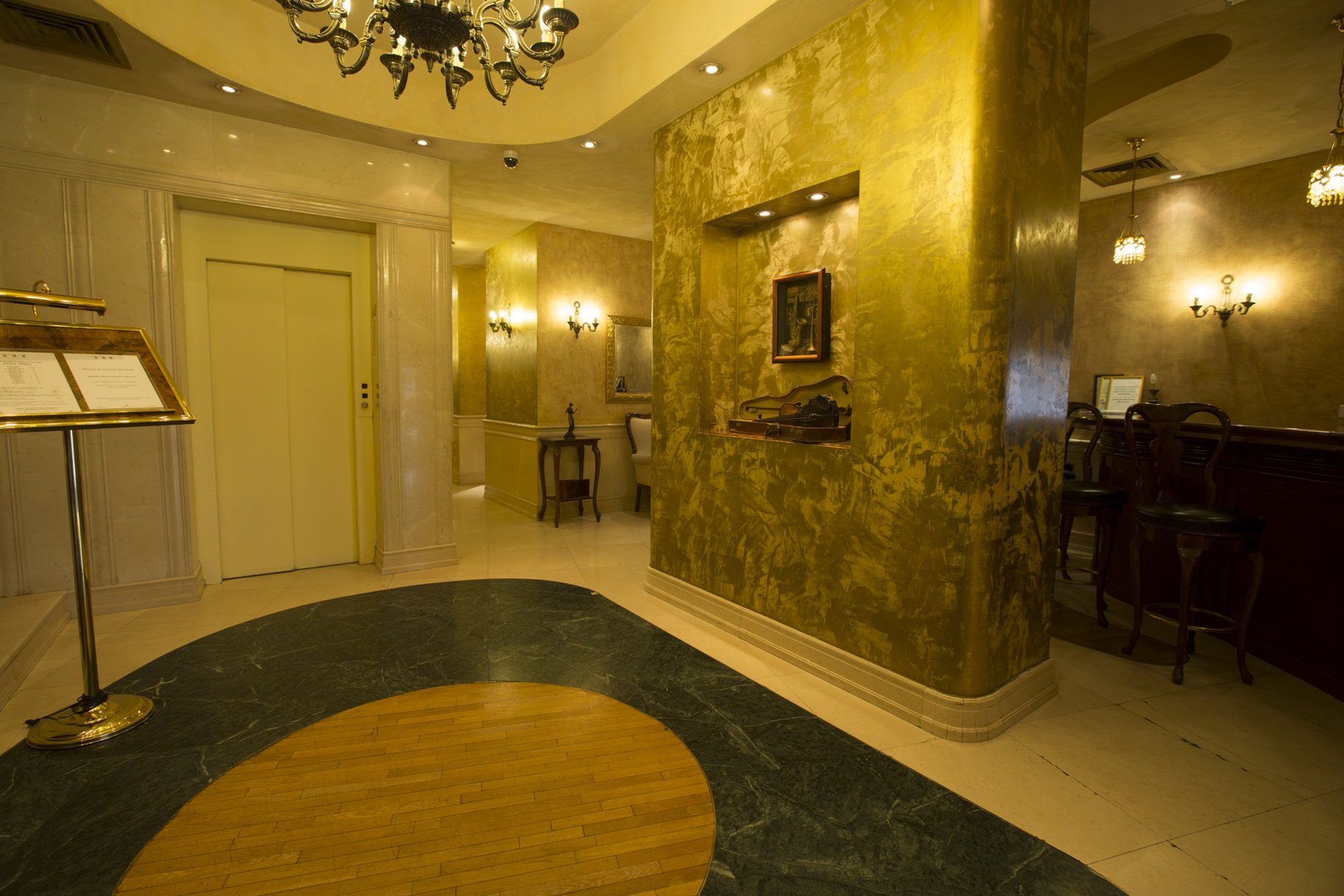Hotel Opera