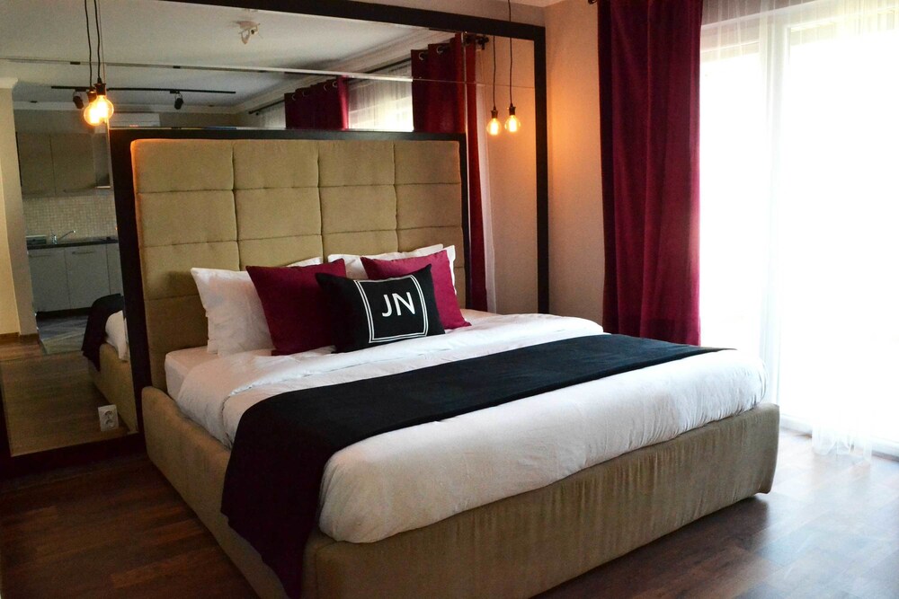 Jn Boutique Apartments