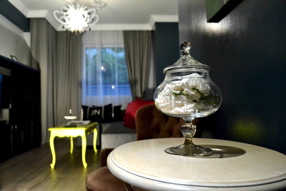 Jn Boutique Apartments