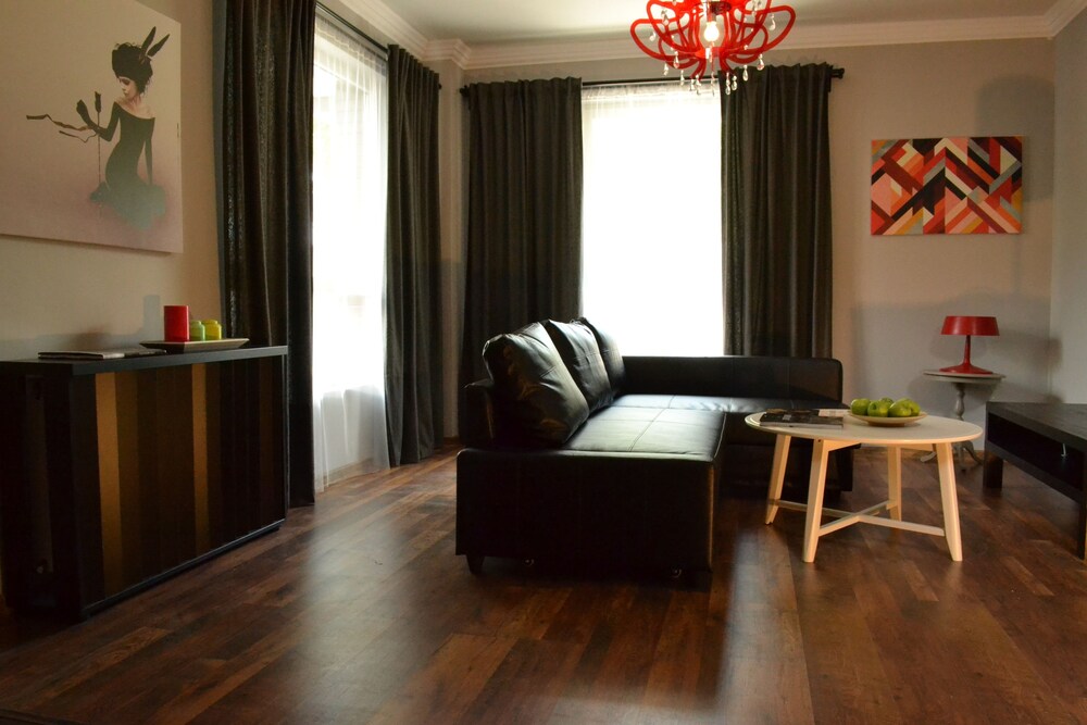 Jn Boutique Apartments