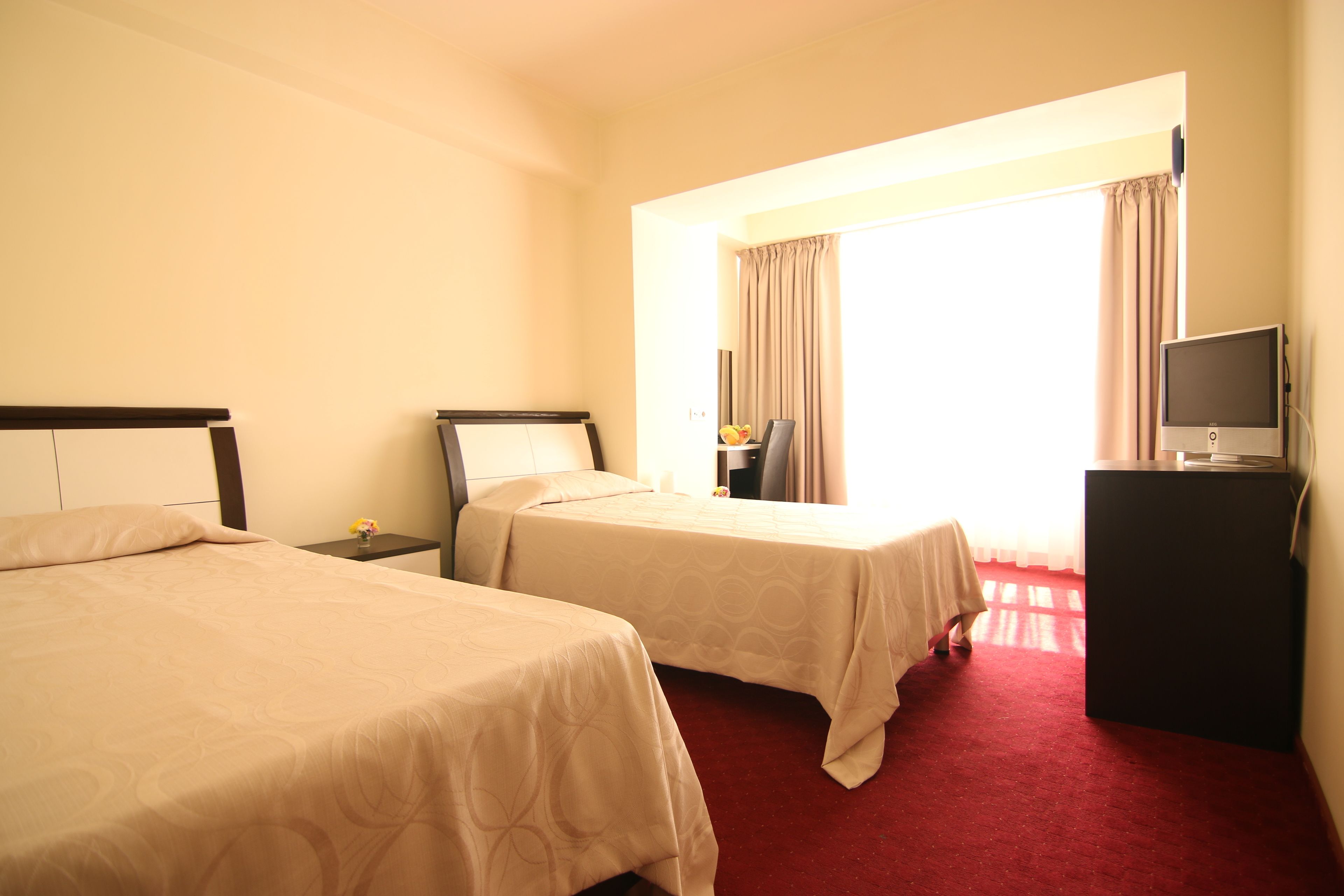 Lina Hotel