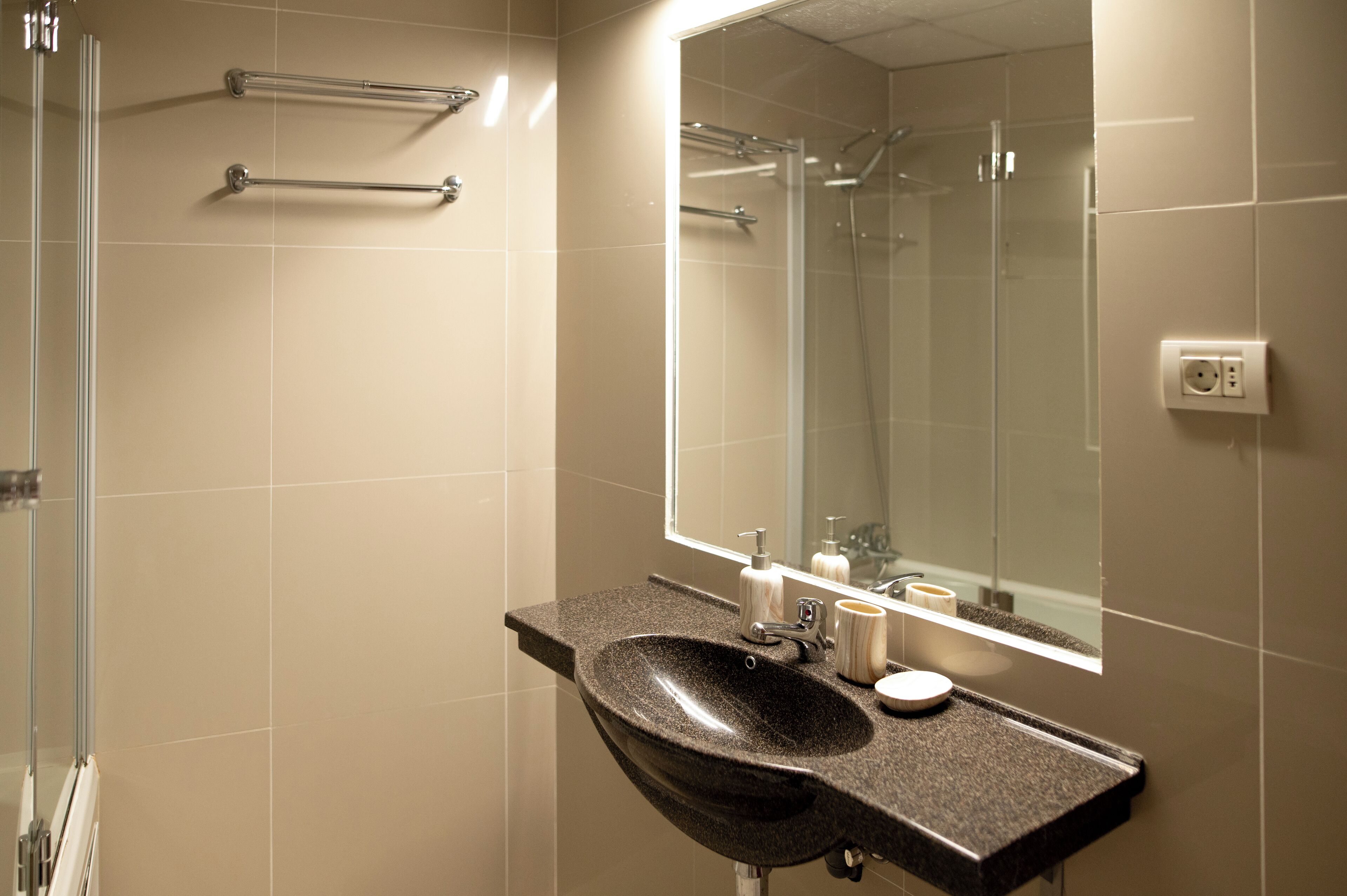 Moise House - Kosher ApartHotel