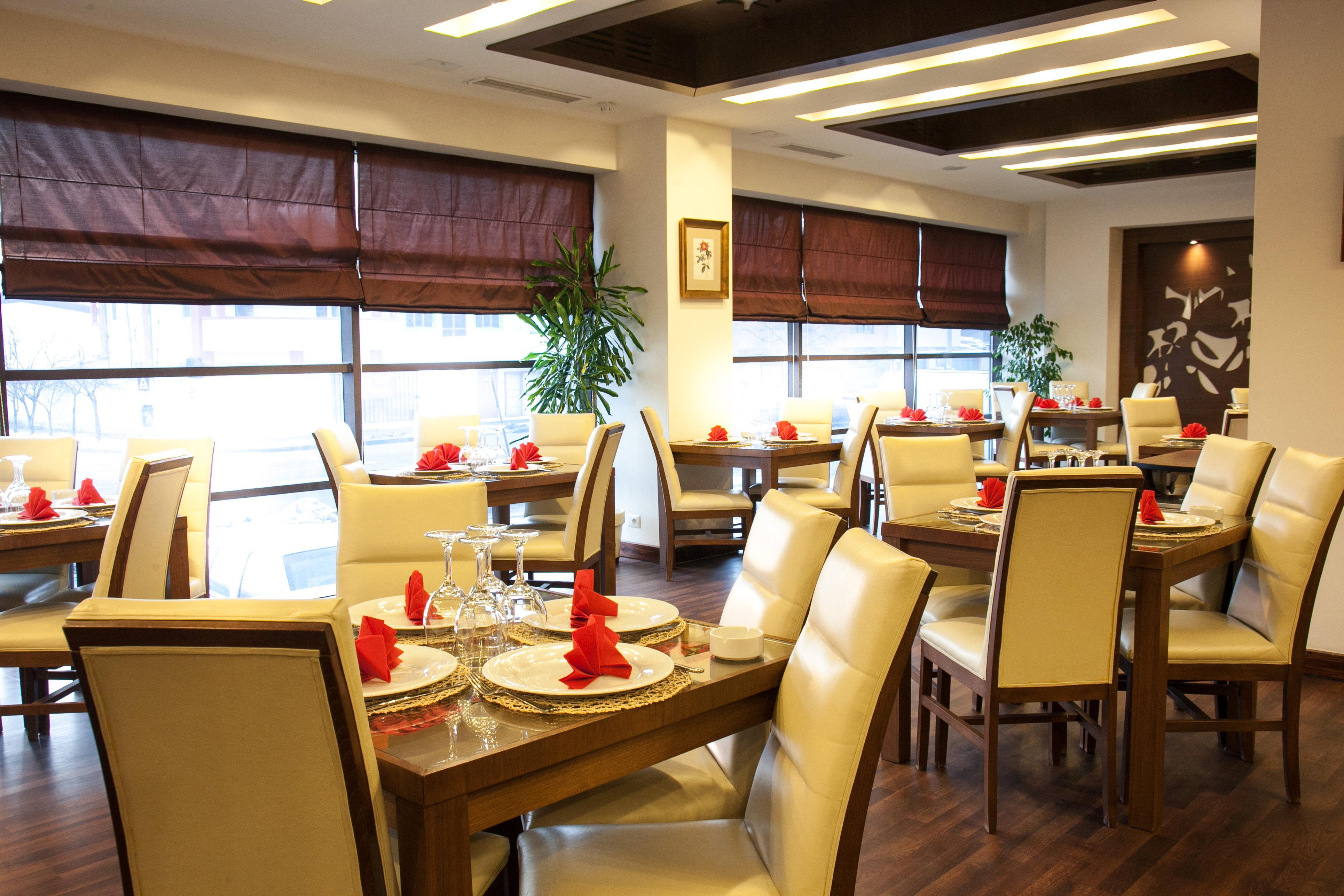 Phoenicia Comfort Hotel